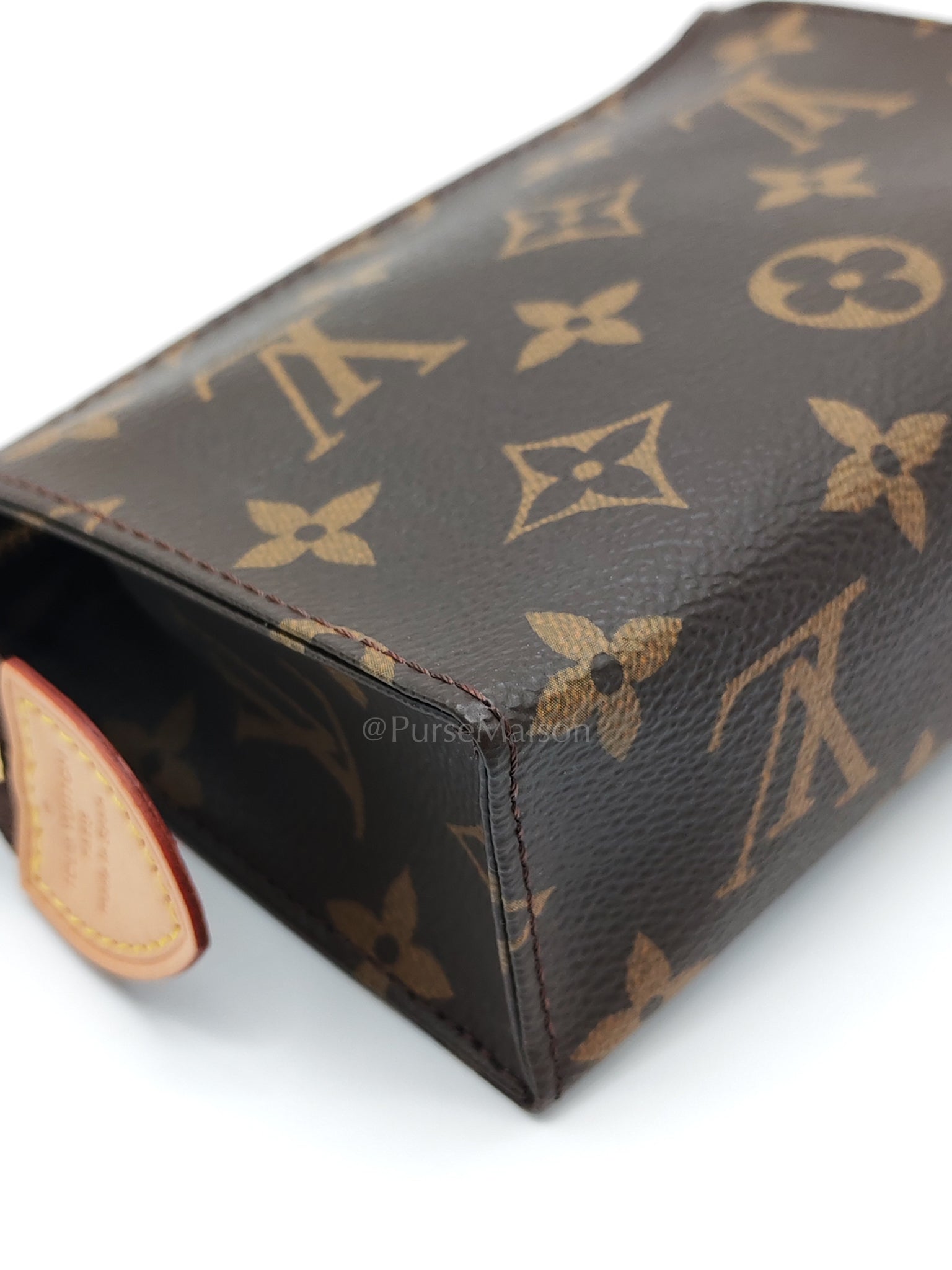 Toiletry Pouch 15 in monogram Canvas (Date code: UB0281) | Purse Maison Luxury Bags Shop