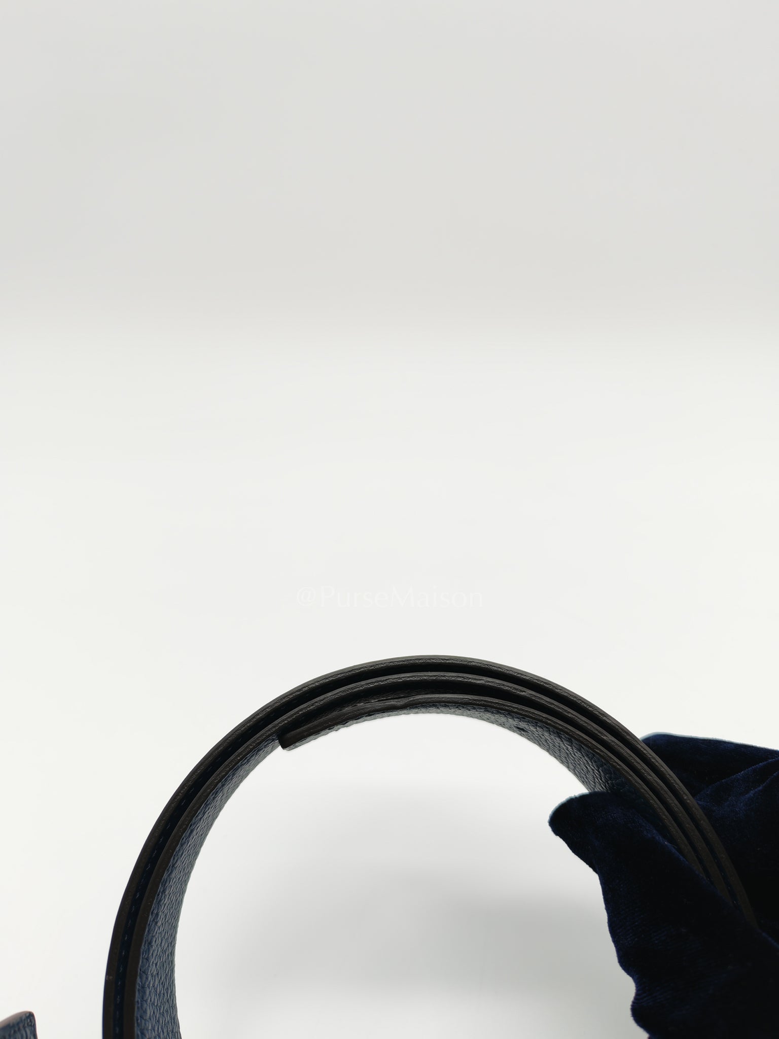 Touareg Reversible Belt in Black/Blue Leather Size 100 Stamp U (2022) | Purse Maison Luxury Bags Shop