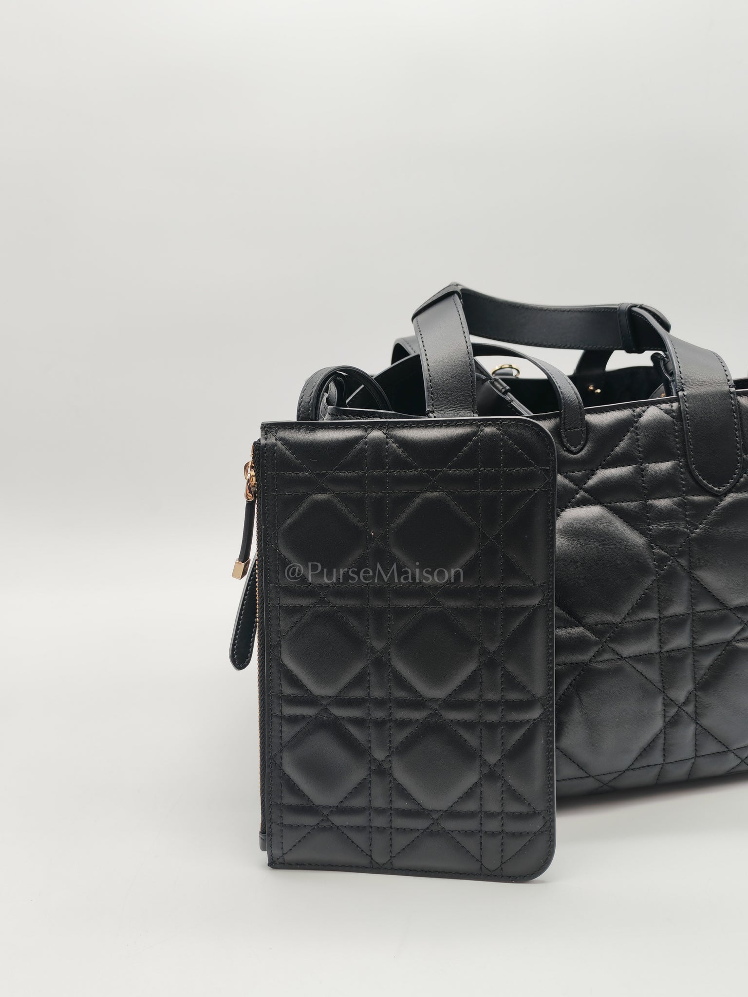 Toujours Medium in Black Lambskin Leather Hand Bag | Purse Maison Luxury Bags Shop