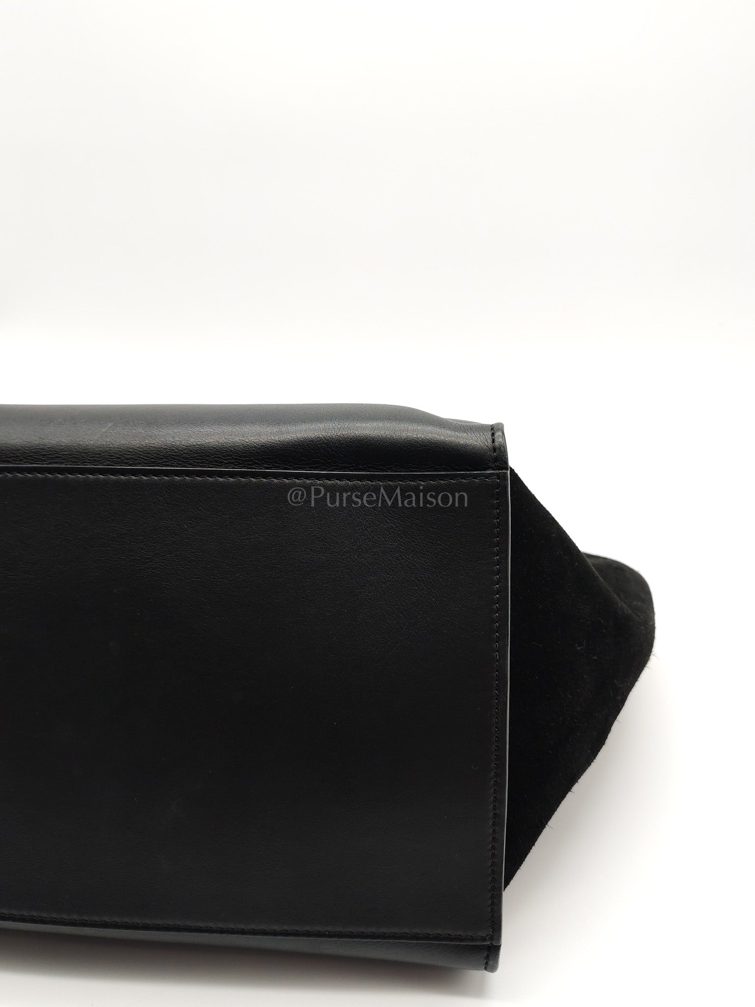 Trapeze Medium in BlacK/White Suede and Calfskin Leather | Purse Maison Luxury Bags Shop