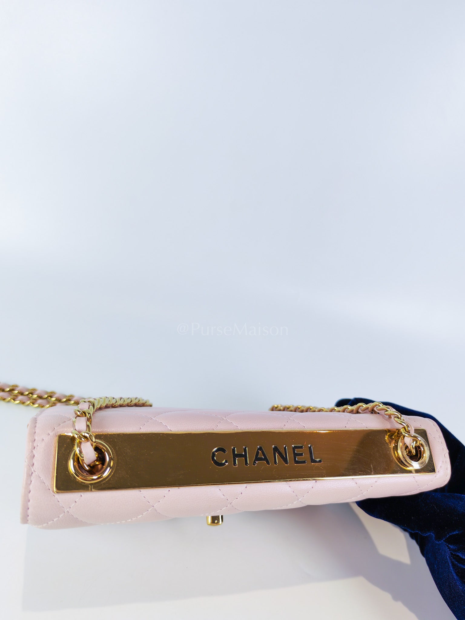 Trendy Wallet On Chain in Pink Lambskin Leather and Gold Hardware Series 31 | Purse Maison Luxury Bags Shop