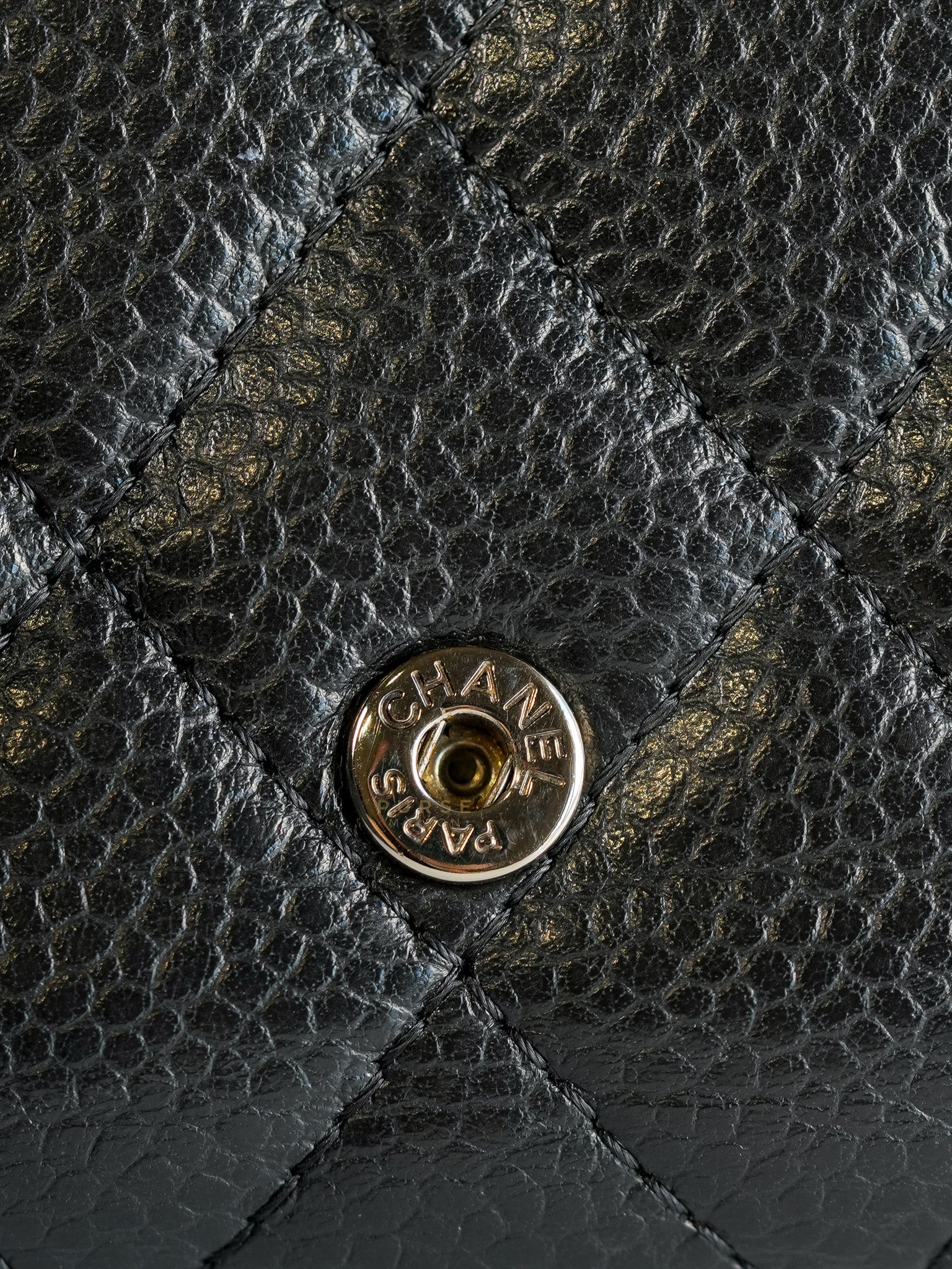 Tri-Fold Wallet in Caviar Leather and Silver Hardware Series 21 | Purse Maison Luxury Bags Shop