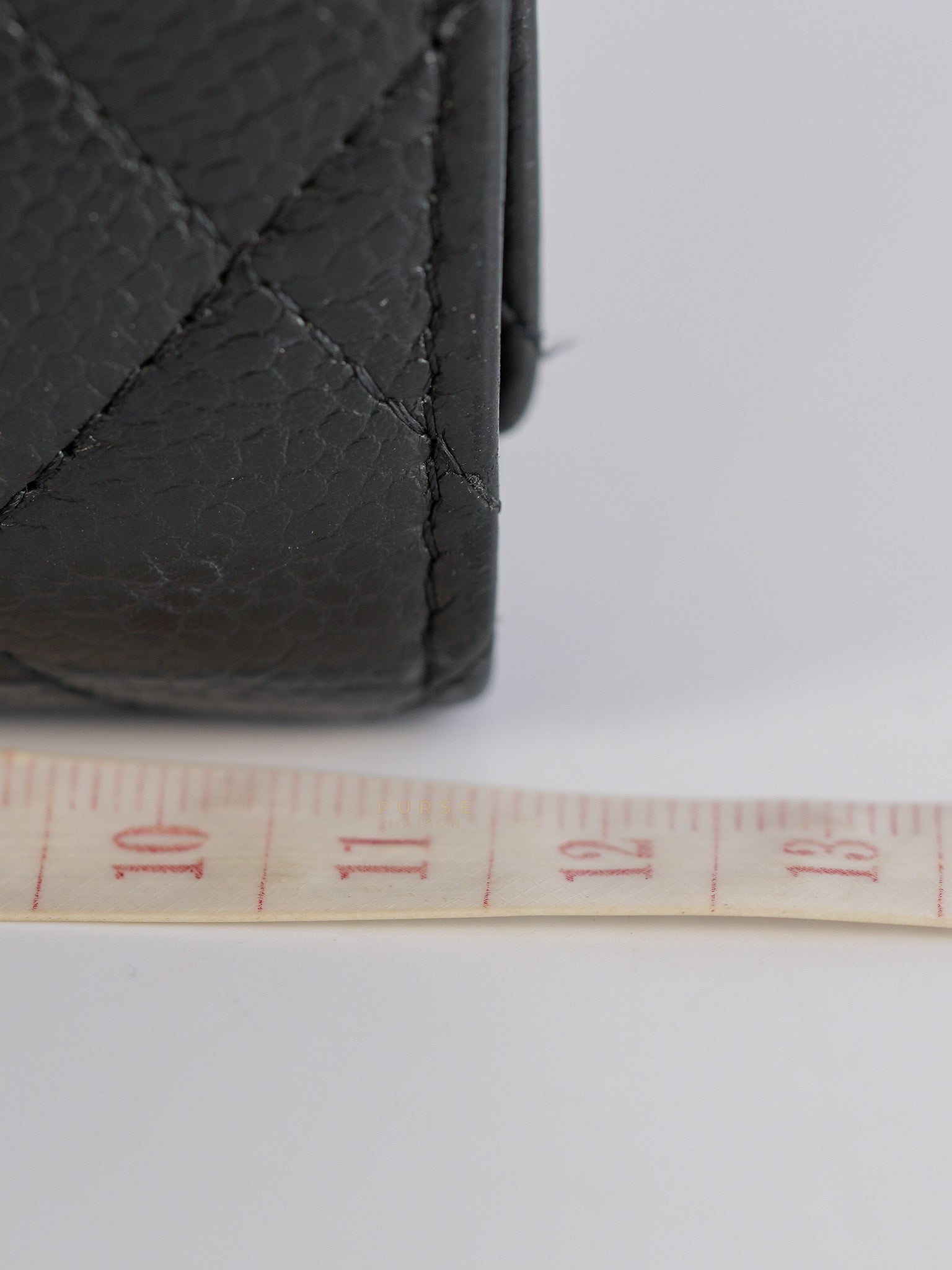 Tri-Fold Wallet in Caviar Leather and Silver Hardware Series 21 | Purse Maison Luxury Bags Shop