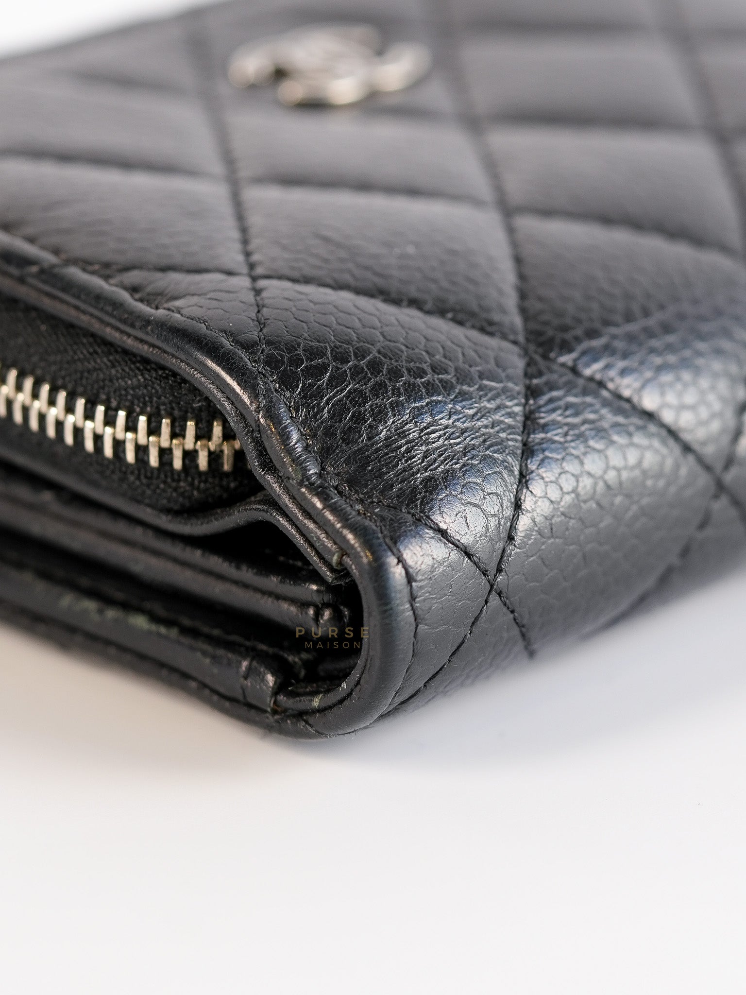 Tri-Fold Wallet in Caviar Leather and Silver Hardware Series 21 | Purse Maison Luxury Bags Shop