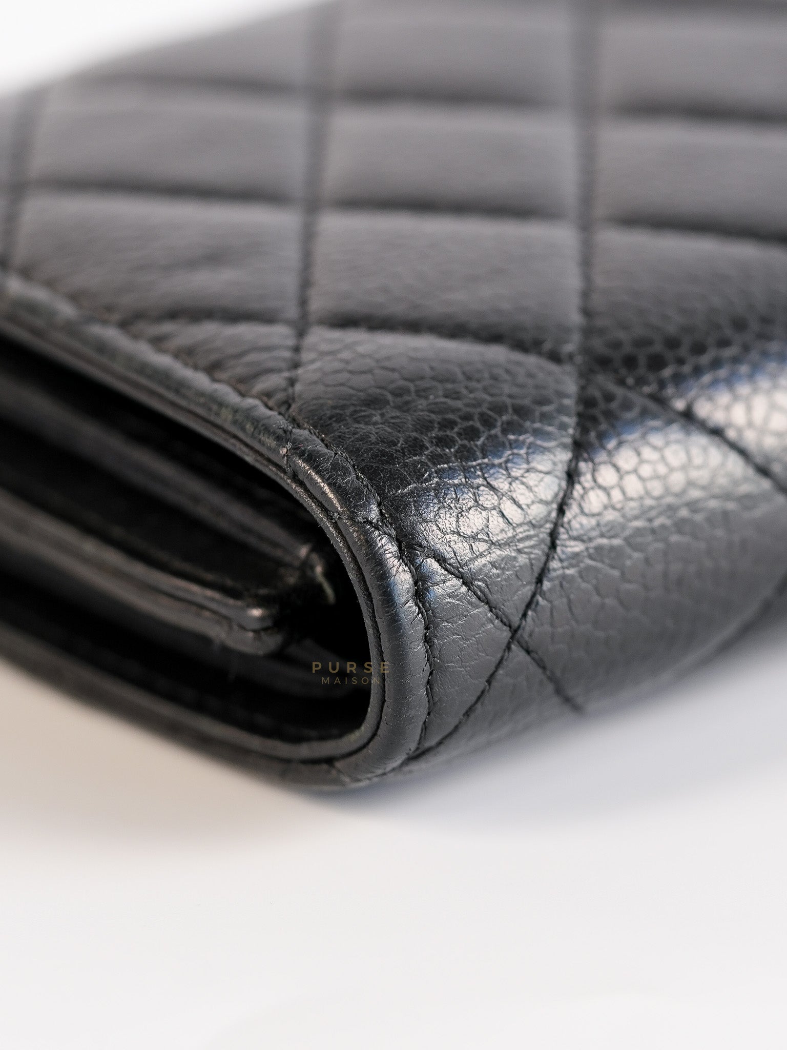 Tri-Fold Wallet in Caviar Leather and Silver Hardware Series 21 | Purse Maison Luxury Bags Shop