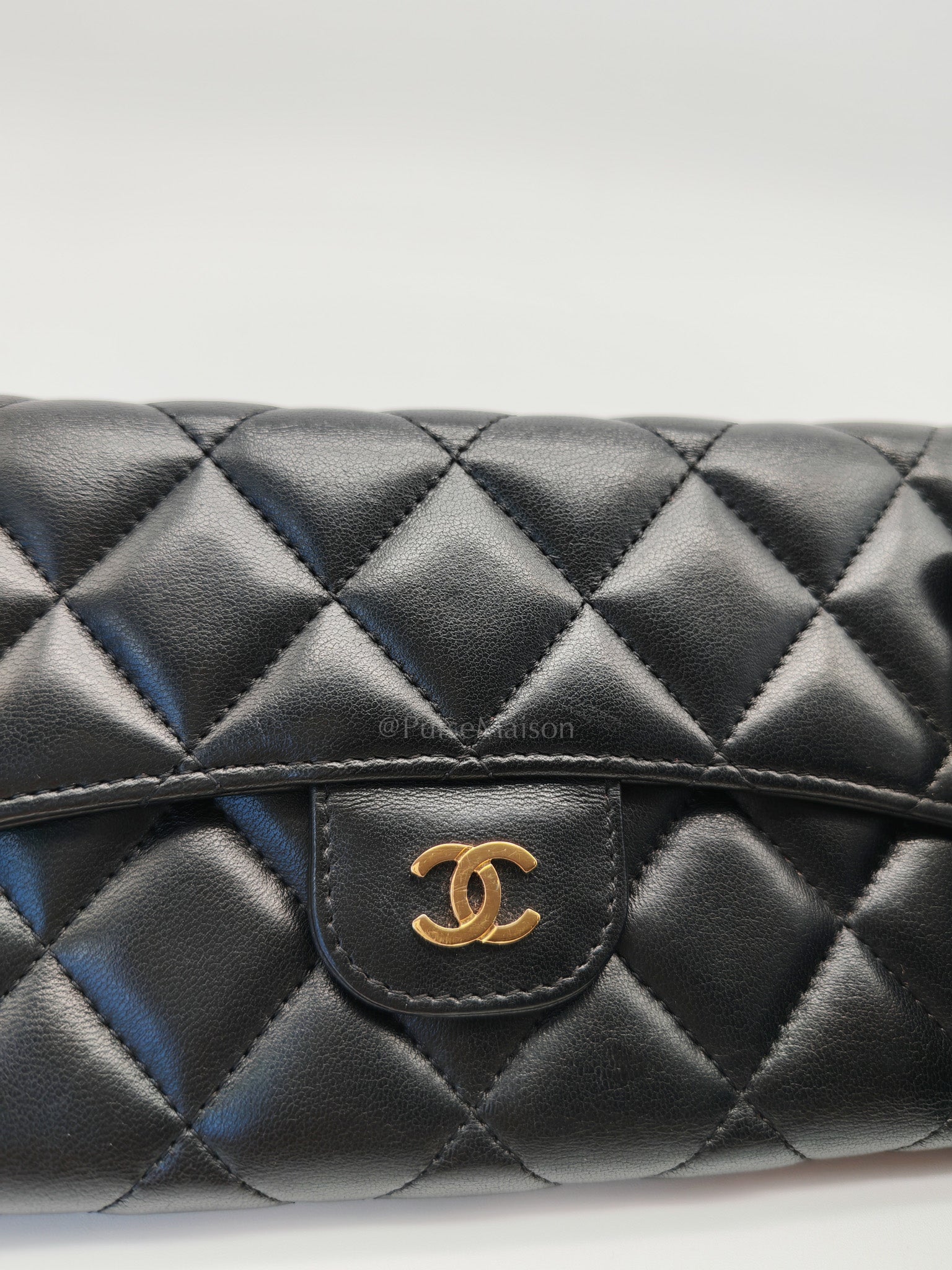 Trifold Long Wallet in Black Lambskin Leather & Gold Hardware Series 21 | Purse Maison Luxury Bags Shop