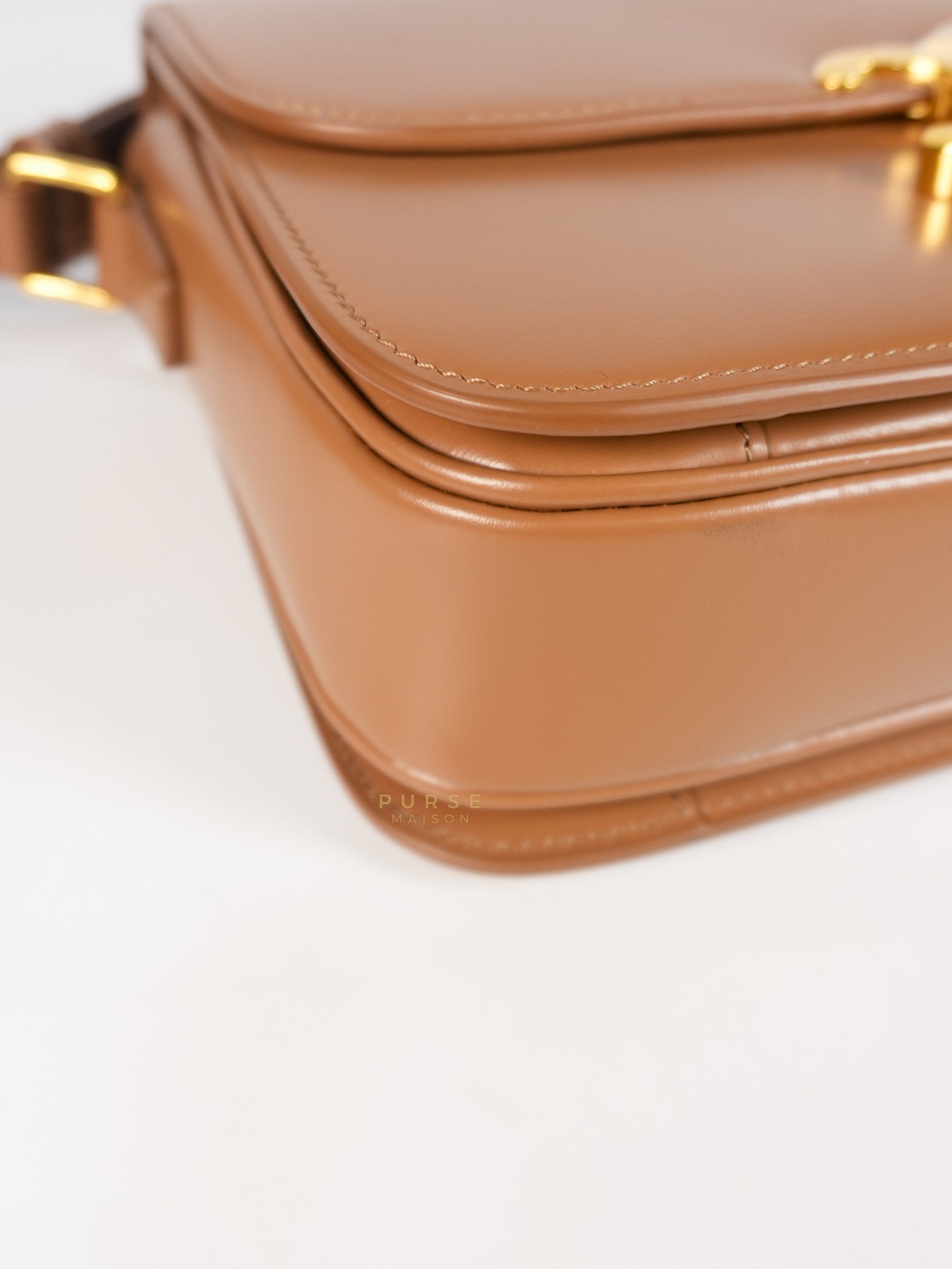Triomphe Classique Bag Medium in Bronze Calfskin Leather | Purse Maison Luxury Bags Shop