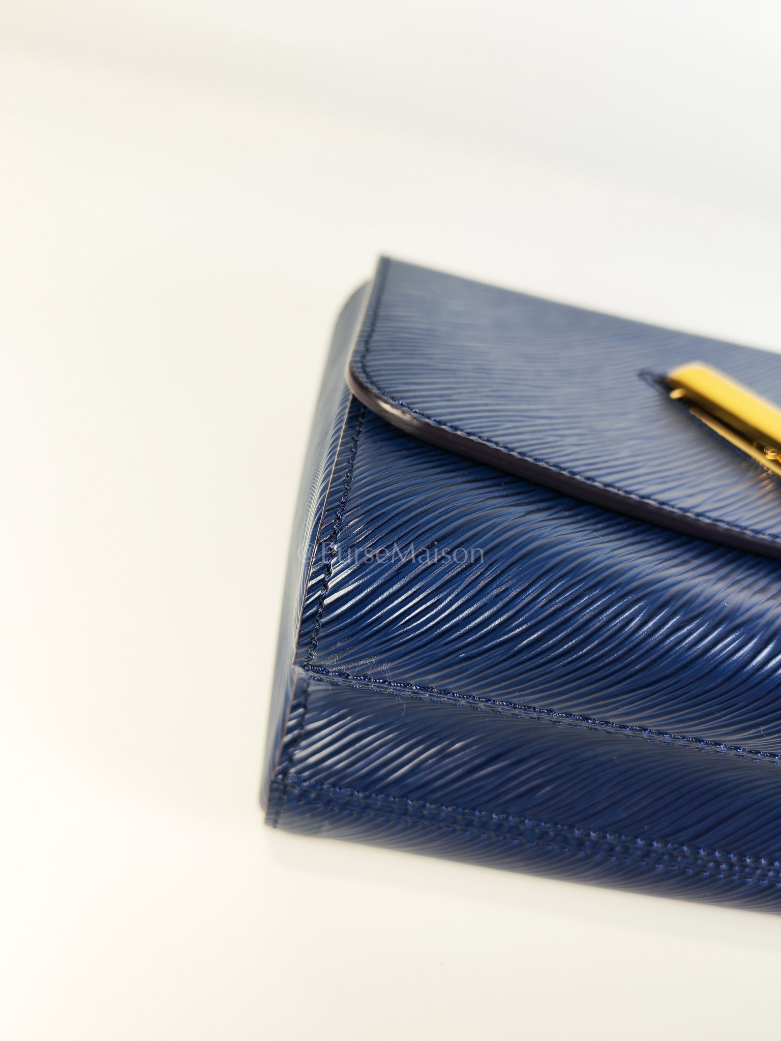 Twist Lock MM in Indigo Epi Leather and Gold Hardware (Microchip) | Purse Maison Luxury Bags Shop