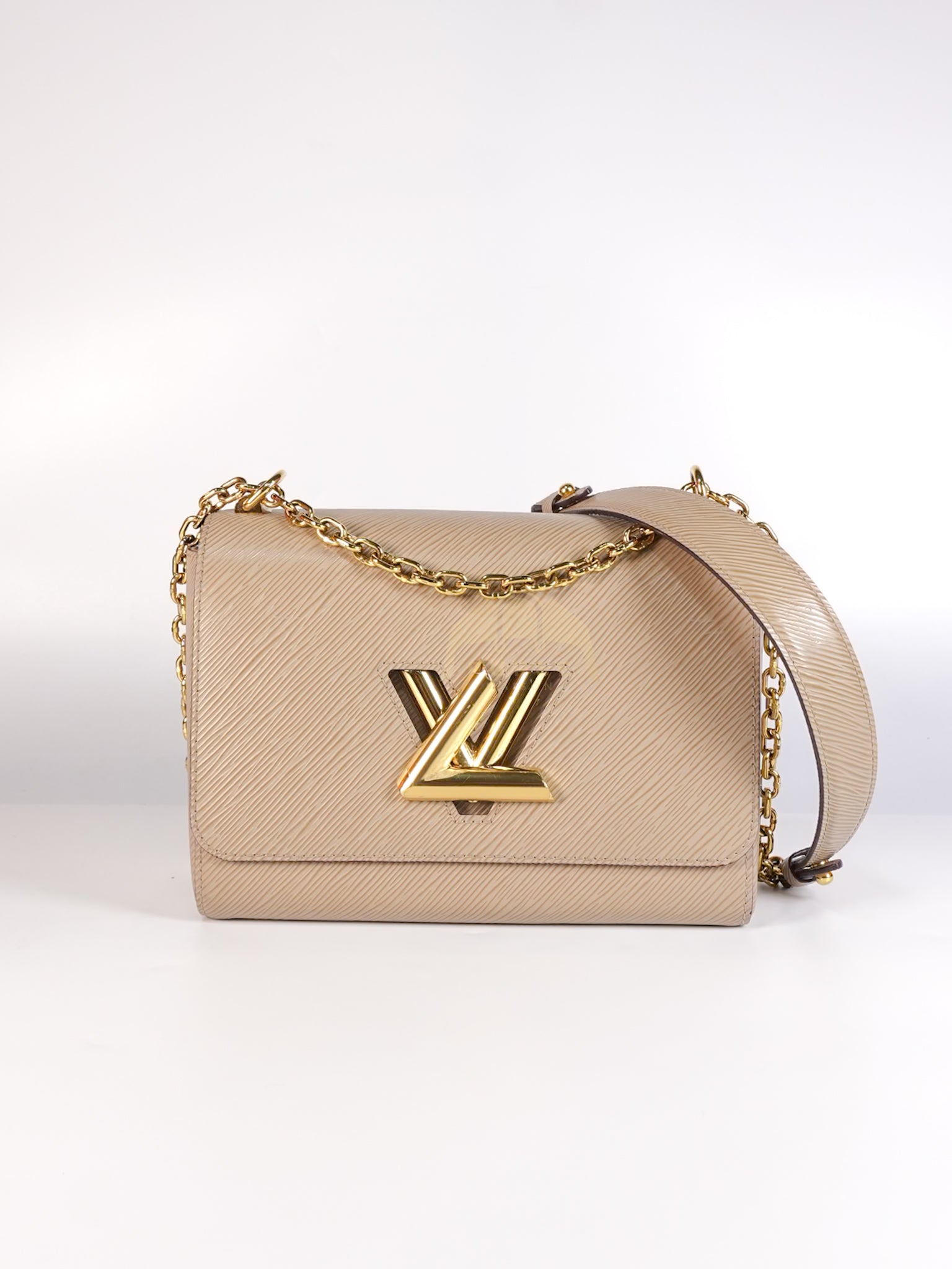 Twist Lock MM Shoulder Bag in Gallet Epi Leather Gold Hardware | Purse Maison Luxury Bags Shop