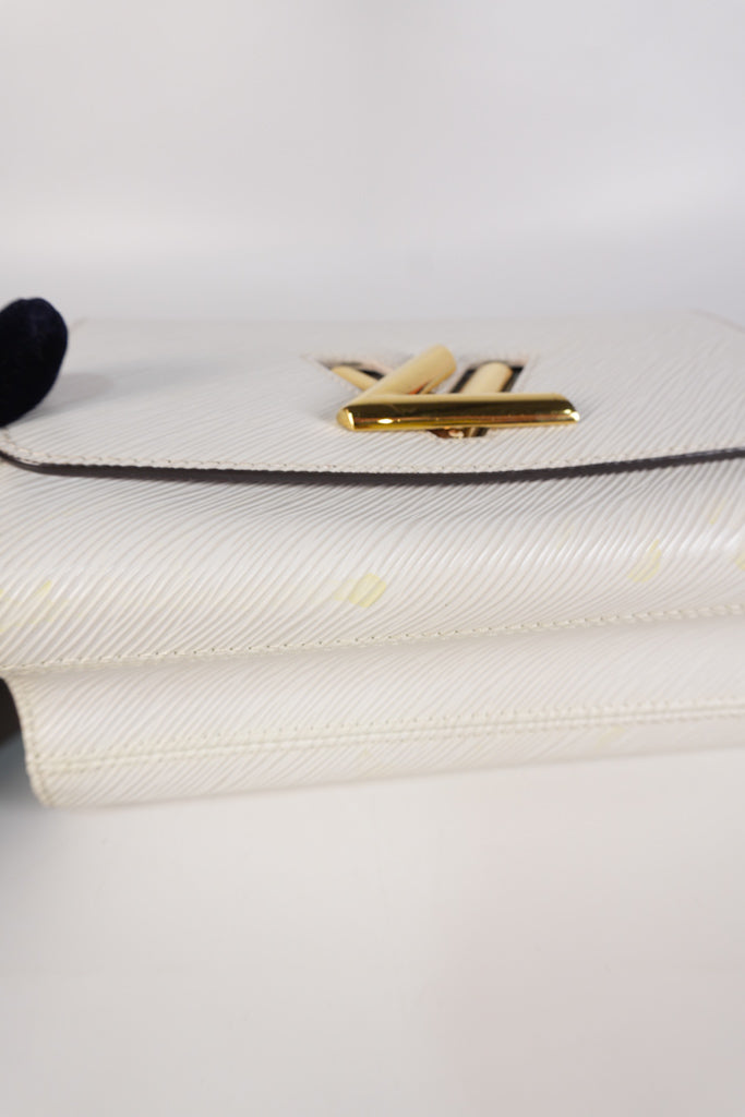 Twist MM Bi-color in Epi Leather and Gold Hardware (Date Code: AR1149) | Purse Maison Luxury Bags Shop