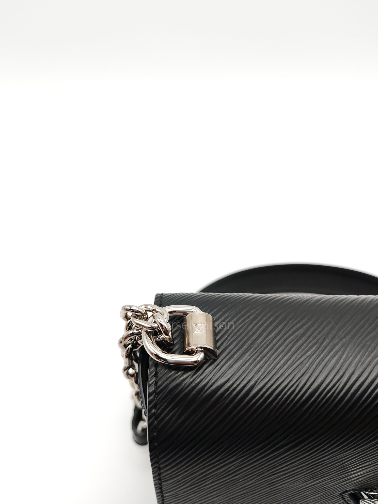 Twist MM Black Epi Leather in Silver Hardware (Microchip) | Purse Maison Luxury Bags Shop