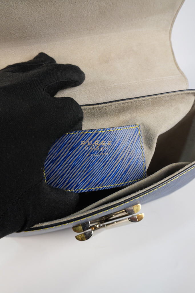 Twist MM Shoulder Bag in Blue Epi Leather & Silver Hardware | Purse Maison Luxury Bags Shop