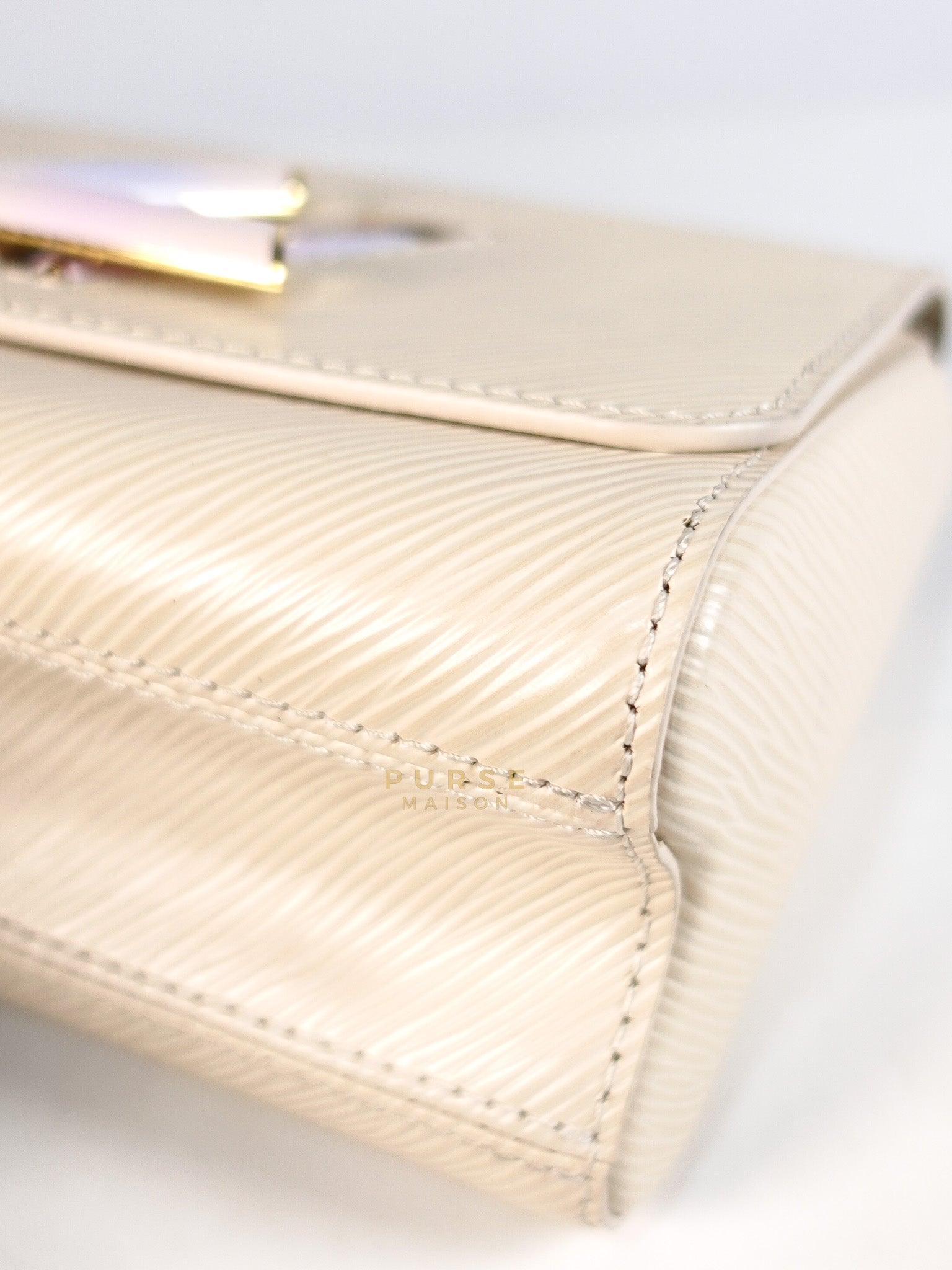 Twist PM Bag in Cream Epi Leather (Microchip) | Purse Maison Luxury Bags Shop