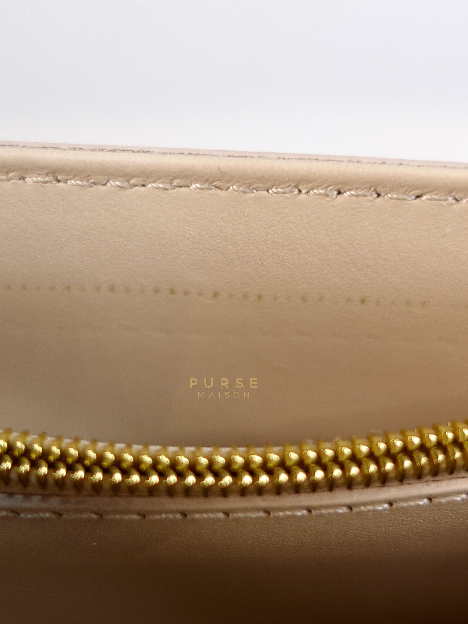 Twist PM Bag in Cream Epi Leather (Microchip) | Purse Maison Luxury Bags Shop