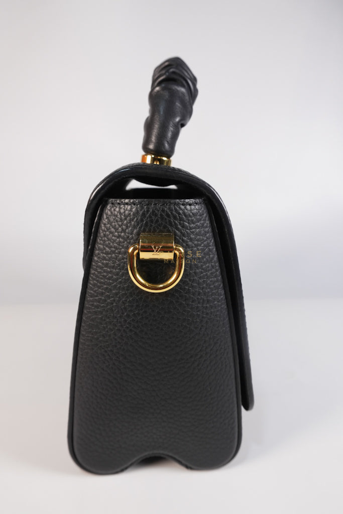 Twist Scrunchie MM in Black Grained Calfskin Leather Crossbody Bag | Purse Maison Luxury Bags Shop