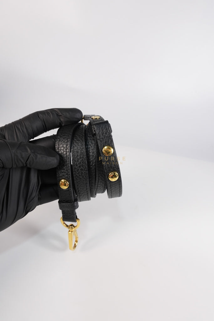 Twist Scrunchie MM in Black Grained Calfskin Leather Crossbody Bag | Purse Maison Luxury Bags Shop