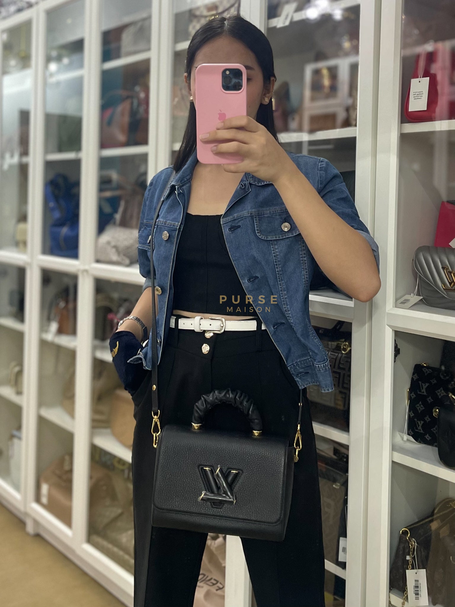 Twist Scrunchie MM in Black Grained Calfskin Leather Crossbody Bag | Purse Maison Luxury Bags Shop