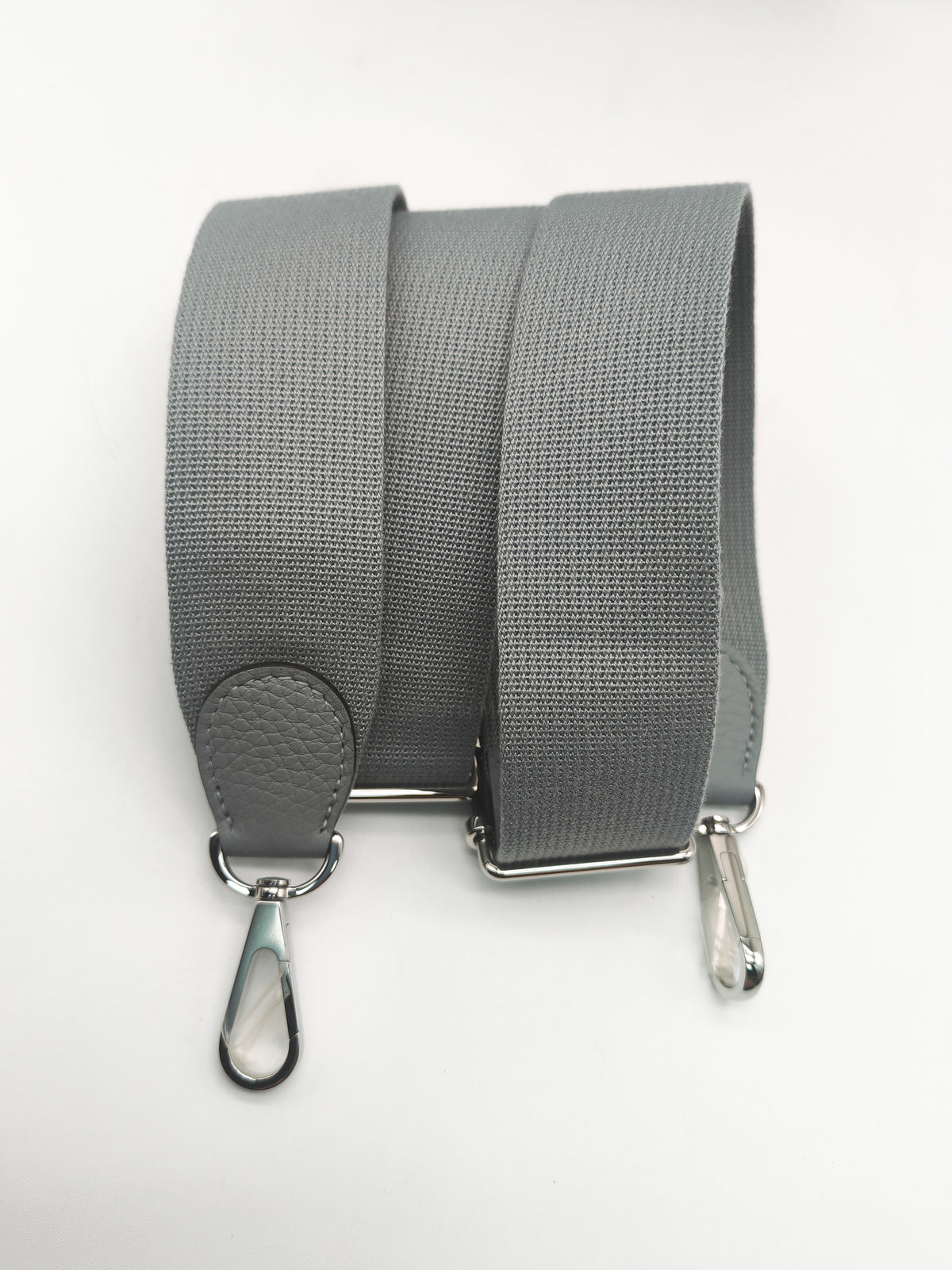 Hermes Evelyn 23 in Gris Patin Taurillon Clemence Leather Palladium Hardware Stamp G(2026)