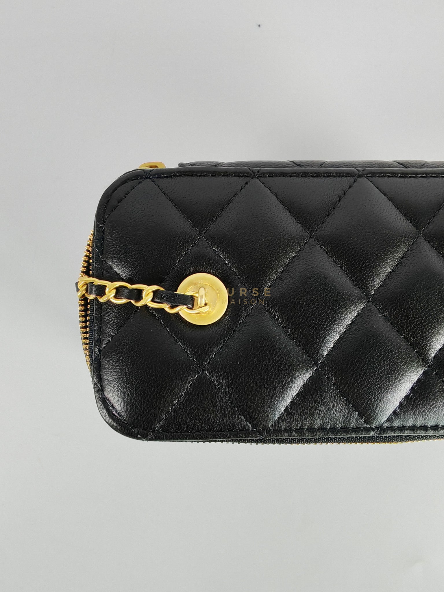 Vanity Case Black in Lambskin Leather and Aged Gold Heart Chain Strap (Microchip) | Purse Maison Luxury Bags Shop