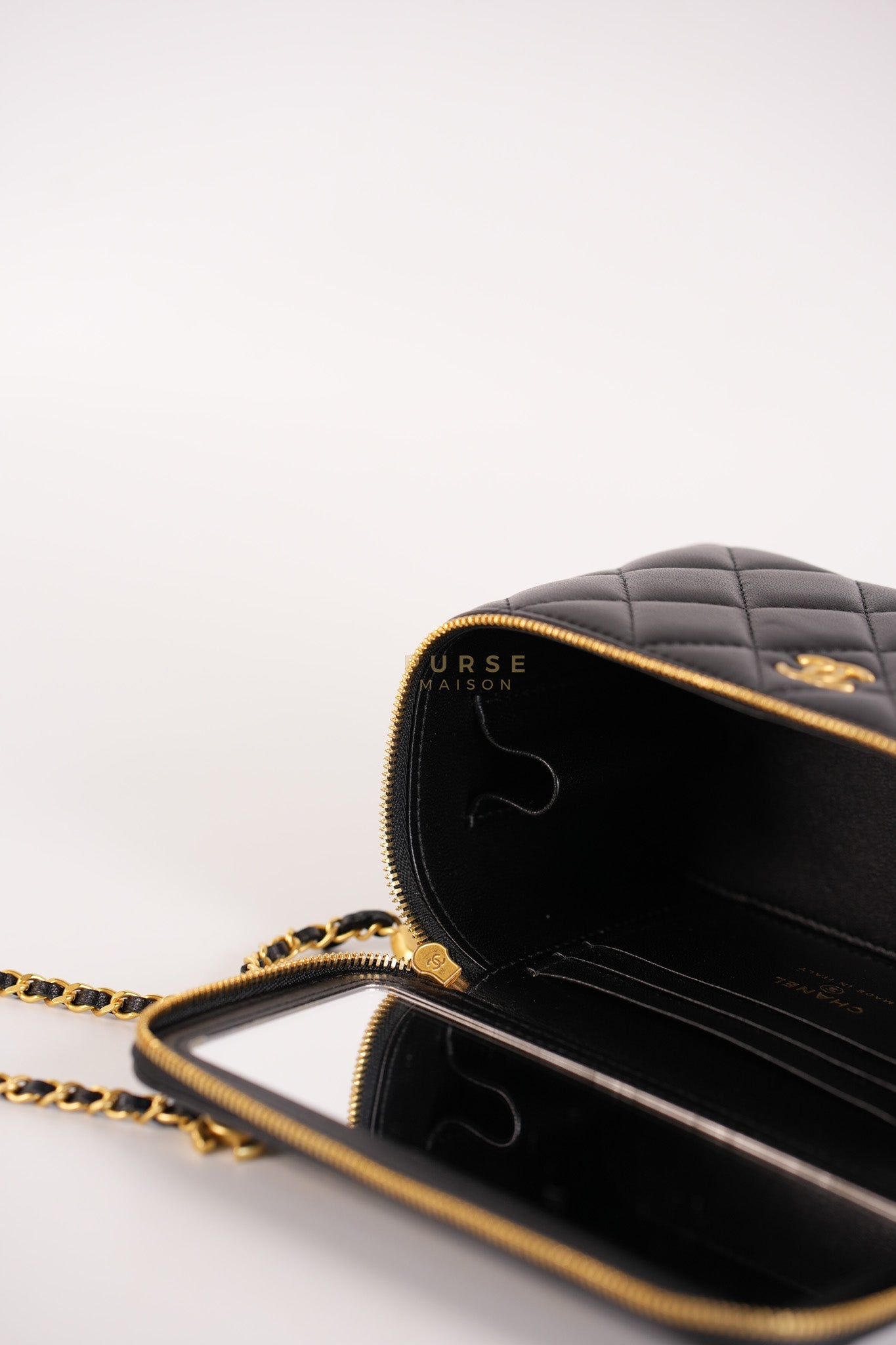 Vanity Case Black in Lambskin Leather and Aged Gold Heart Chain Strap (Microchip) | Purse Maison Luxury Bags Shop