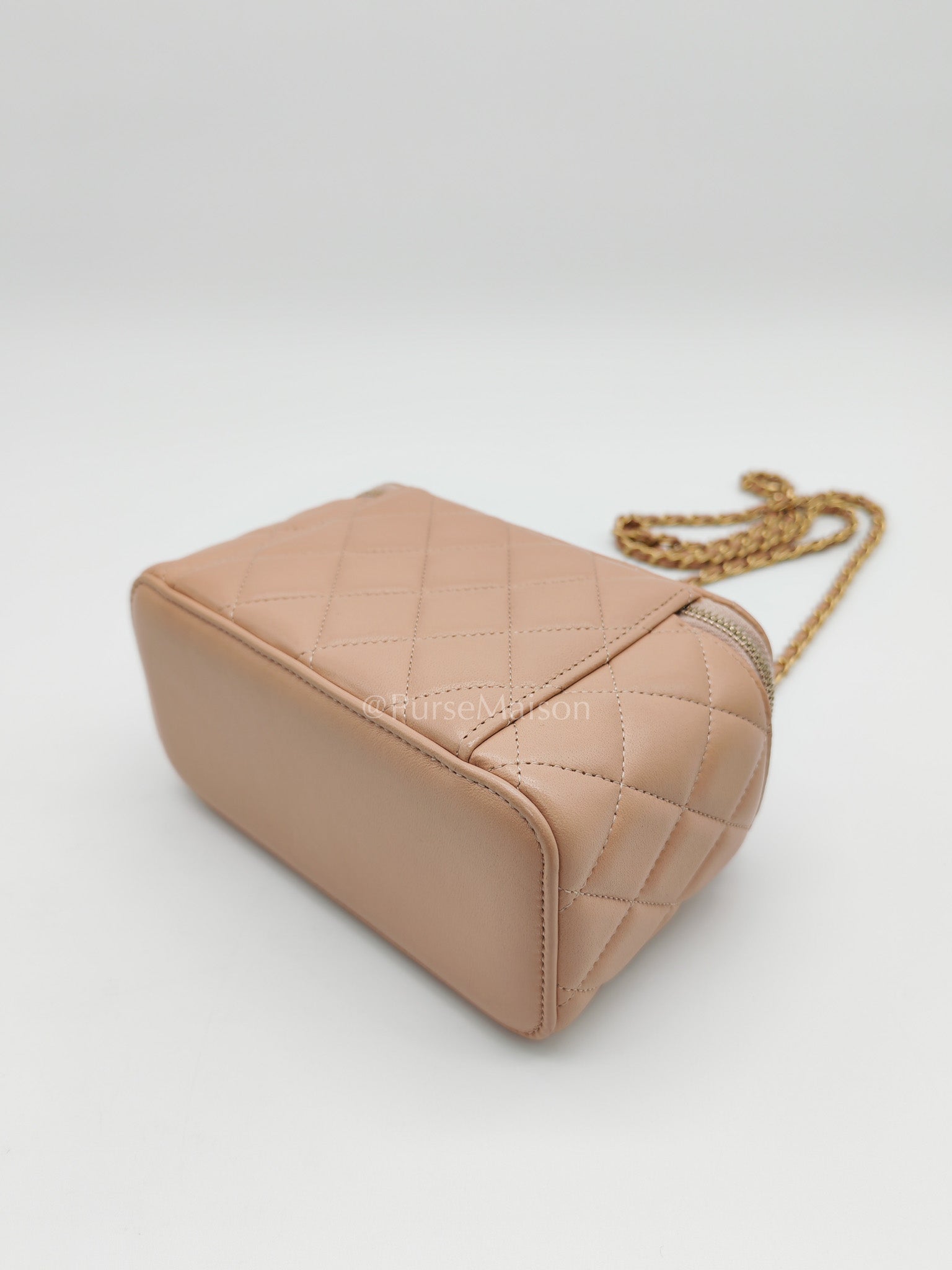 Vanity Case Top Handle Beige in Quilted Lambskin Leather and Aged Gold Hardware Series 31 | Purse Maison Luxury Bags Shop