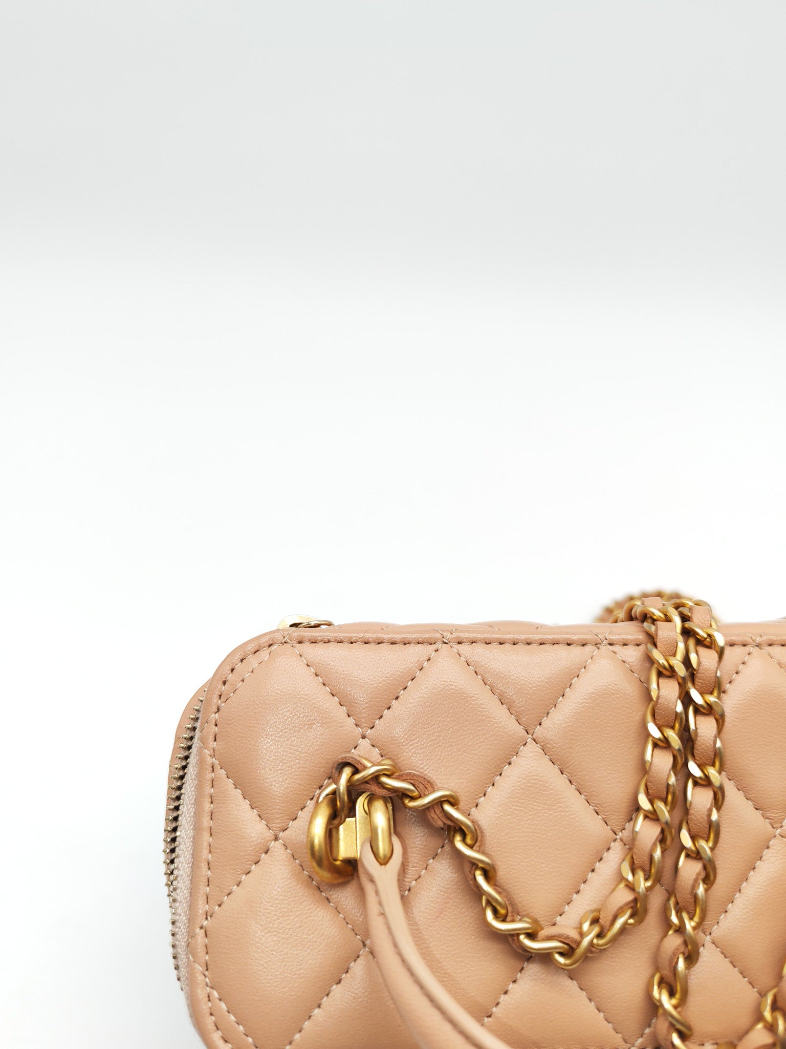 Vanity Case Top Handle Beige in Quilted Lambskin Leather and Aged Gold Hardware Series 31 | Purse Maison Luxury Bags Shop