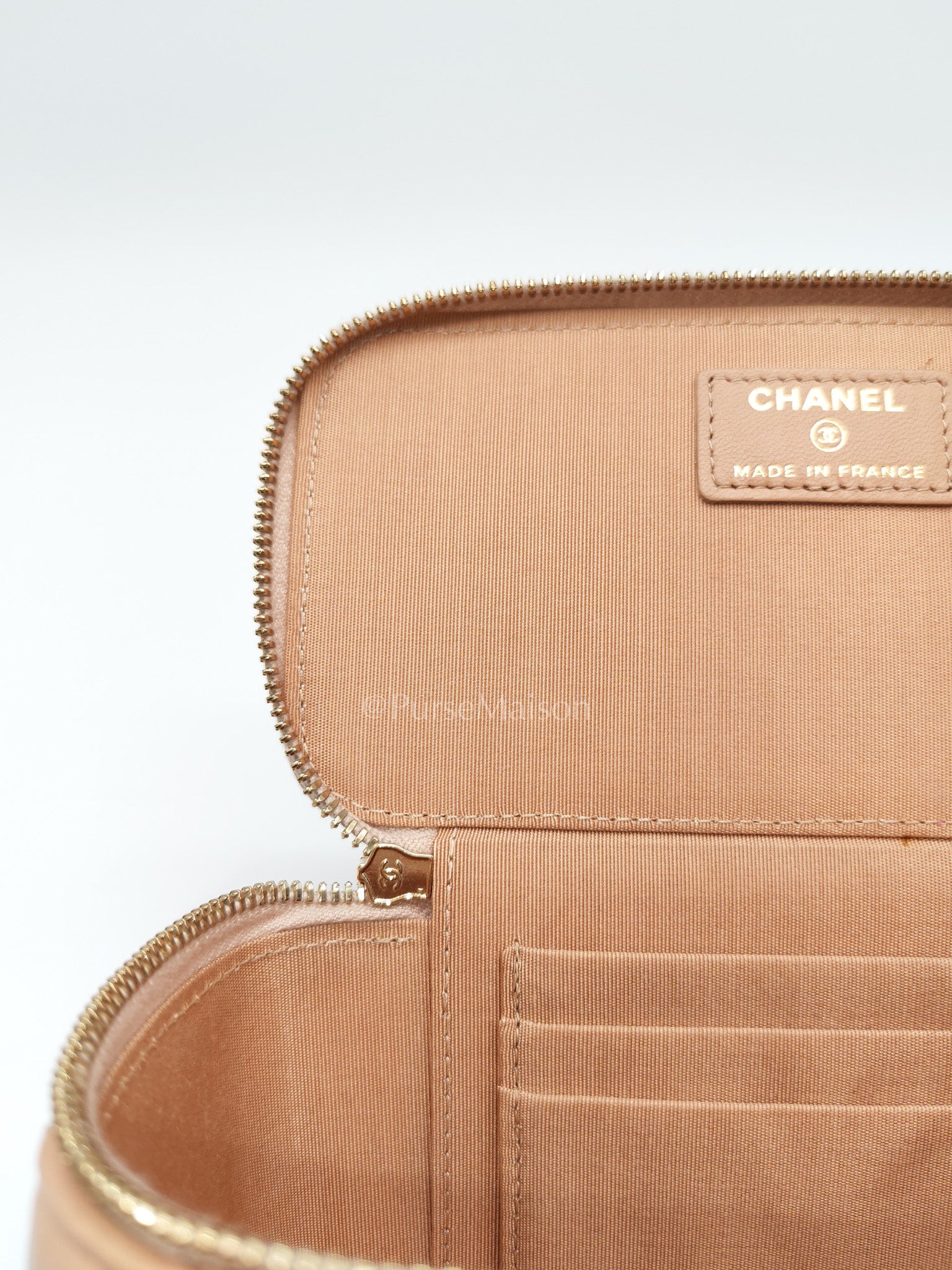 Vanity Case Top Handle Beige in Quilted Lambskin Leather and Aged Gold Hardware Series 31 | Purse Maison Luxury Bags Shop