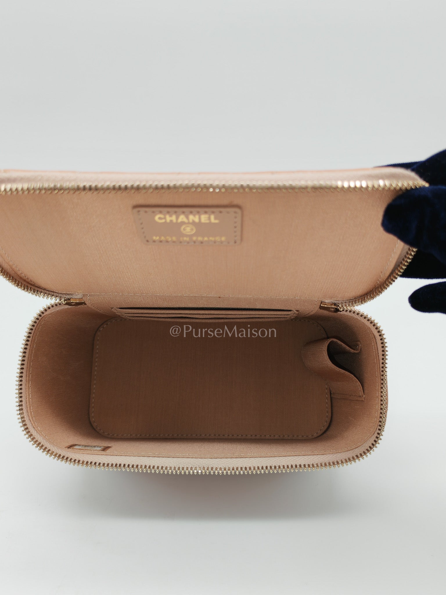 Vanity Case Top Handle Beige in Quilted Lambskin Leather and Aged Gold Hardware Series 31 | Purse Maison Luxury Bags Shop