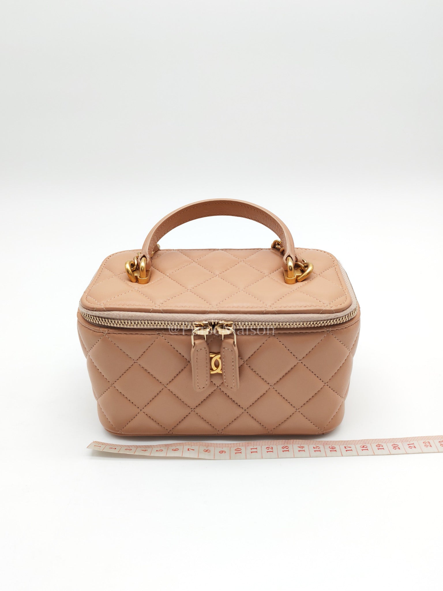 Vanity Case Top Handle Beige in Quilted Lambskin Leather and Aged Gold Hardware Series 31 | Purse Maison Luxury Bags Shop