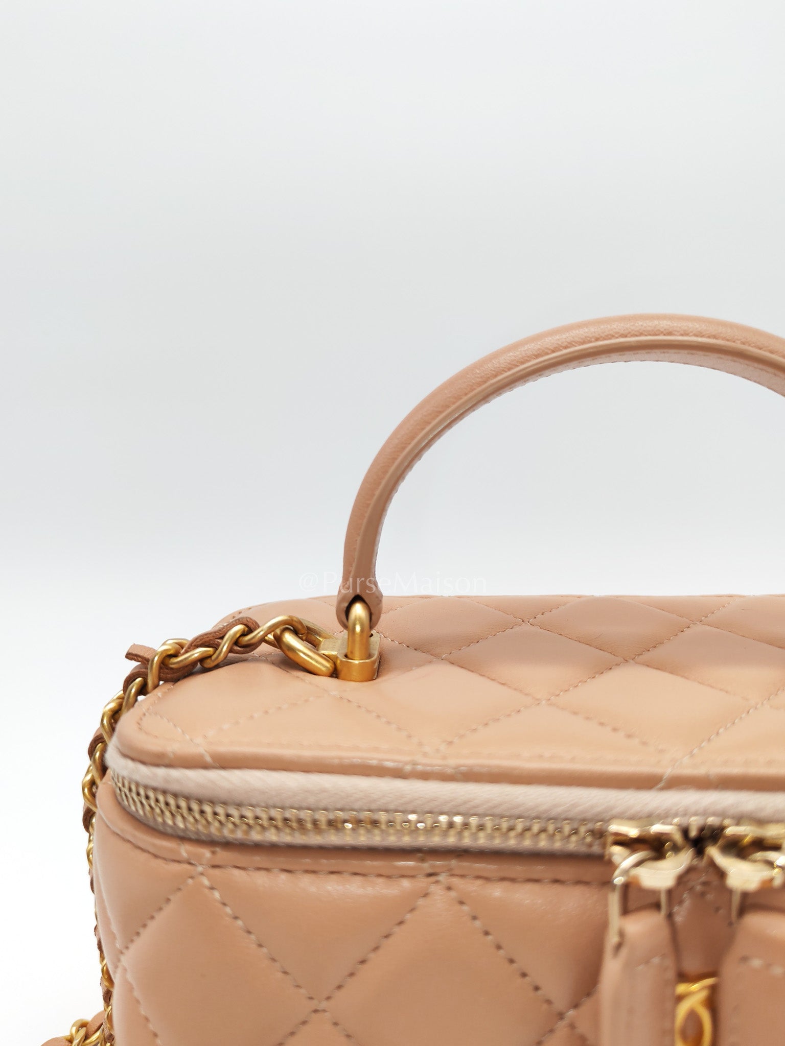 Vanity Case Top Handle Beige in Quilted Lambskin Leather and Aged Gold Hardware Series 31 | Purse Maison Luxury Bags Shop