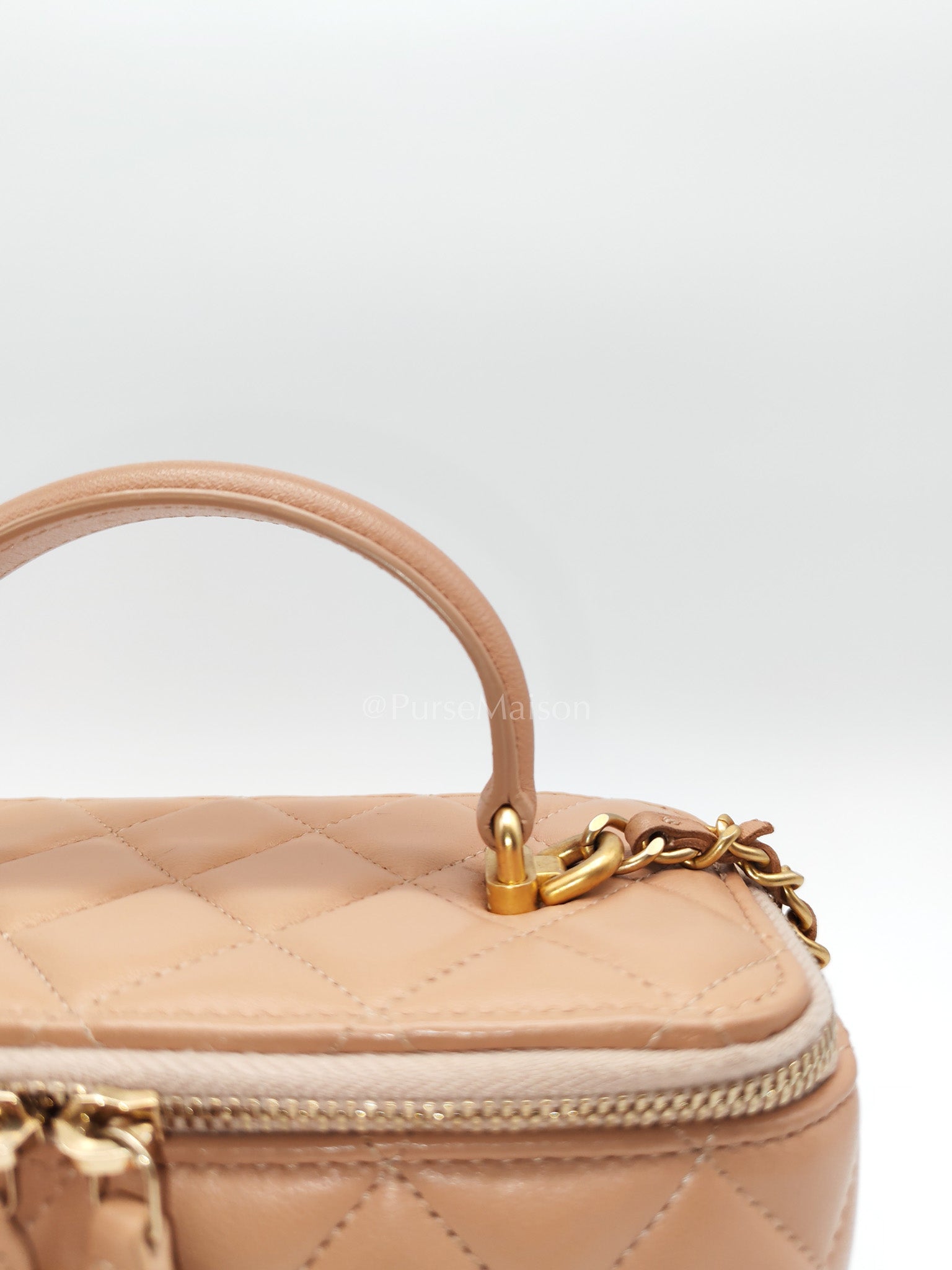 Vanity Case Top Handle Beige in Quilted Lambskin Leather and Aged Gold Hardware Series 31 | Purse Maison Luxury Bags Shop