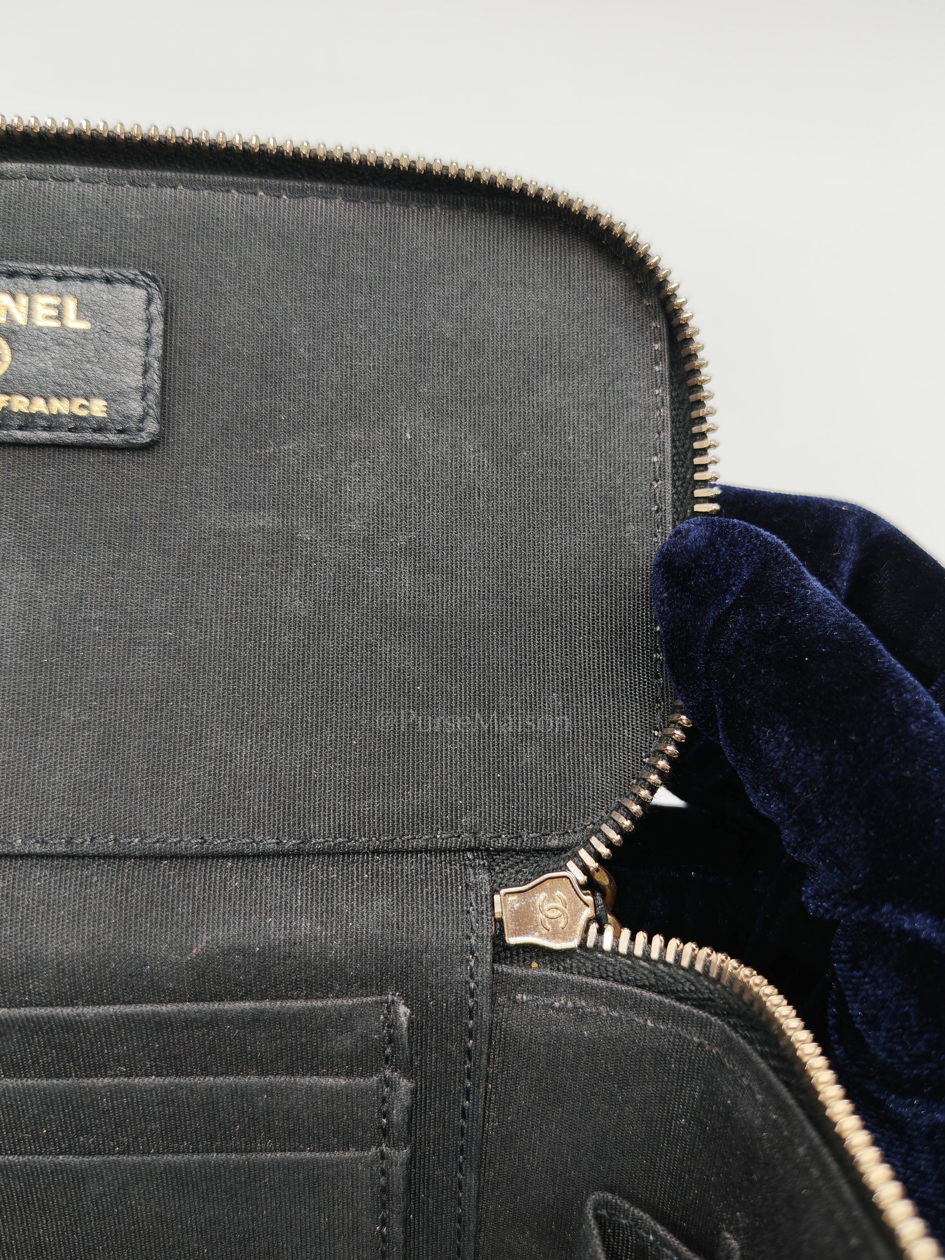 Vanity Case Top Handle Small in Black Quilted Lambskin Leather & Gold Hardware Series 31 | Purse Maison Luxury Bags Shop