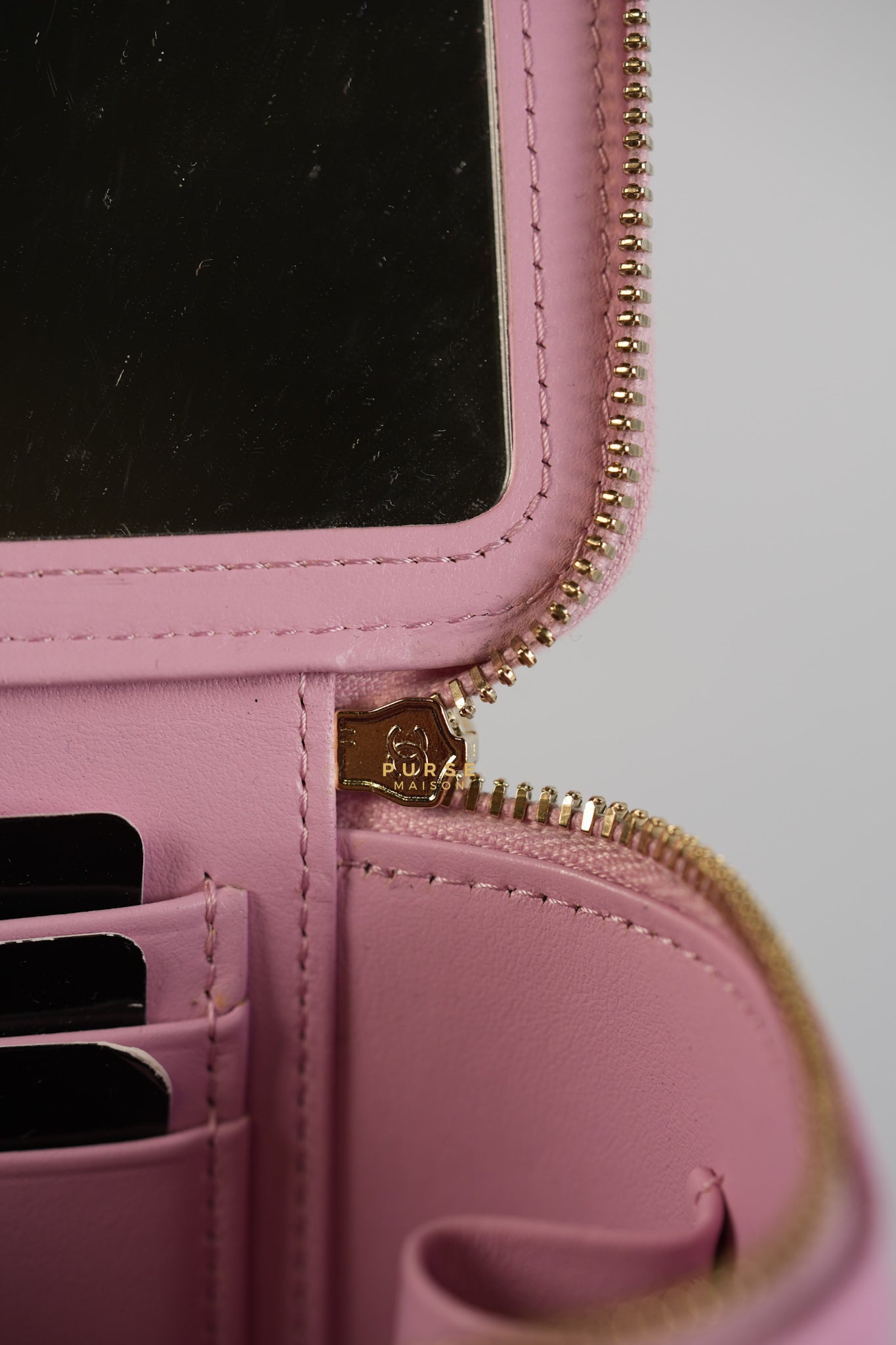 Vanity Case Top in Pink Caviar Leather and Aged Gold Hardware (Series 32) | Purse Maison Luxury Bags Shop