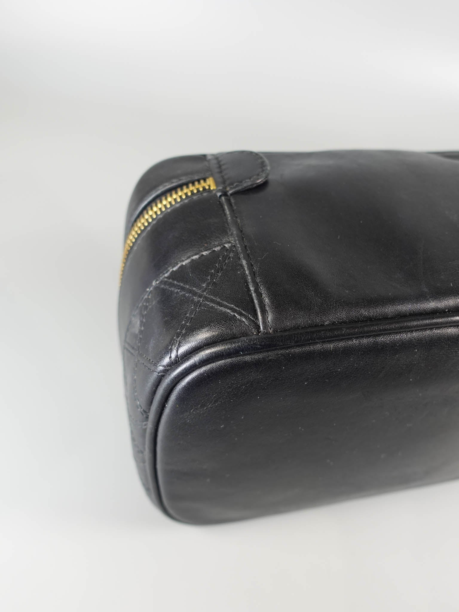 Vanity Cosmetic Case in Calfskin Leather Series 4 | Purse Maison Luxury Bags Shop