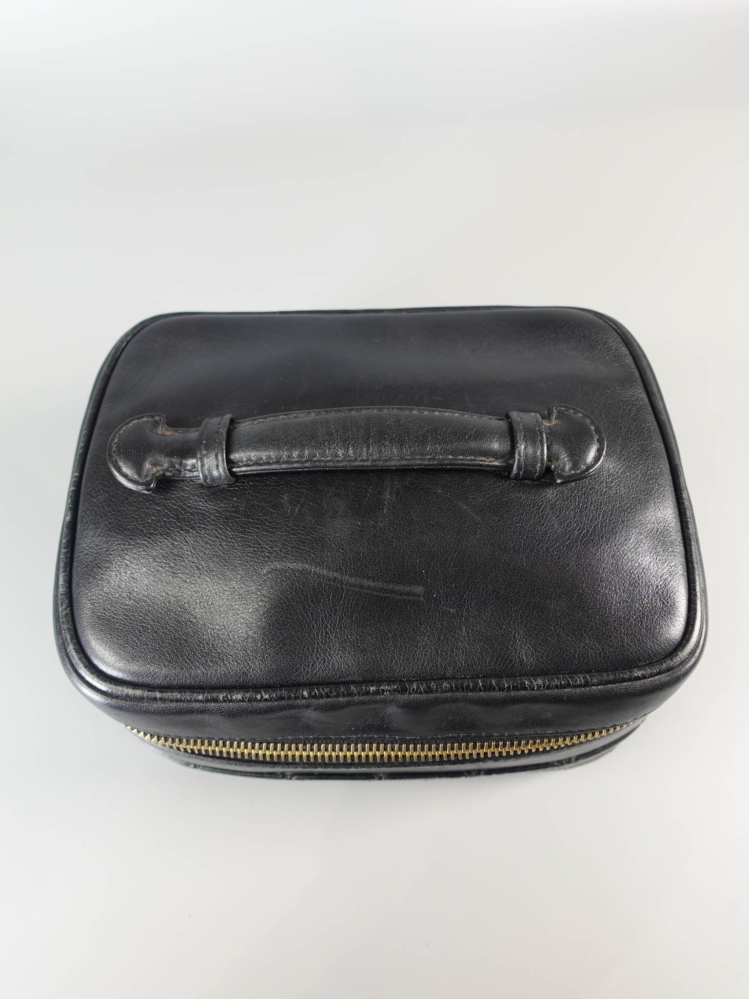 Vanity Cosmetic Case in Calfskin Leather Series 4 | Purse Maison Luxury Bags Shop