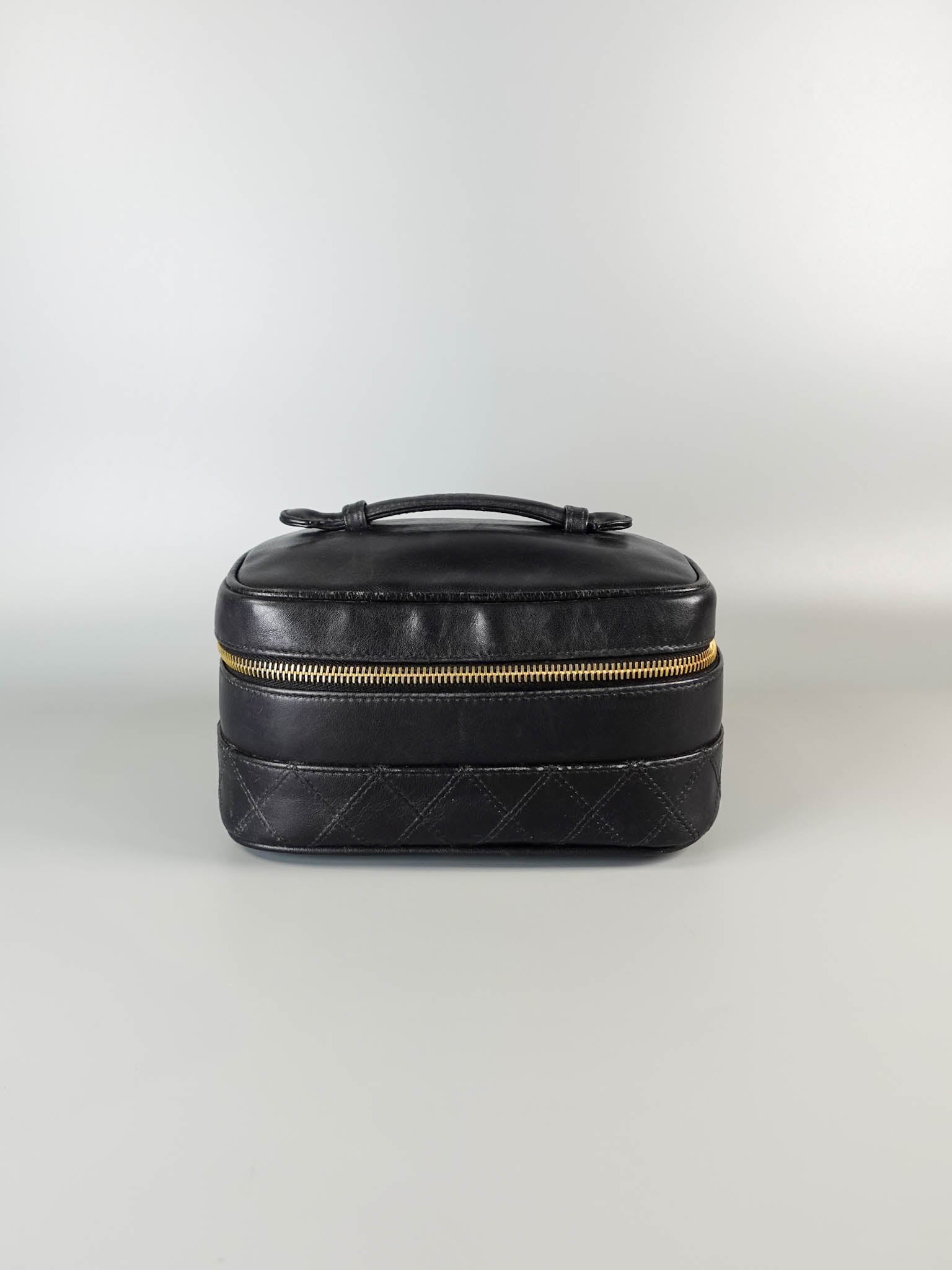 Vanity Cosmetic Case in Calfskin Leather Series 4 | Purse Maison Luxury Bags Shop