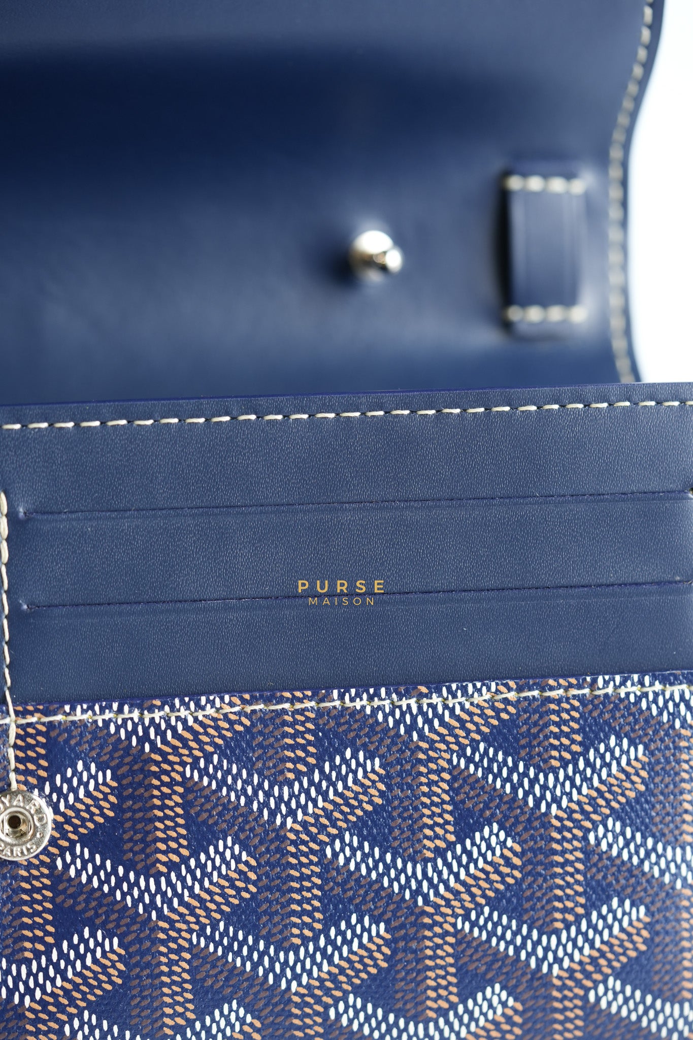 Varenne Wallet on Chain in Navy Blue | Purse Maison Luxury Bags Shop