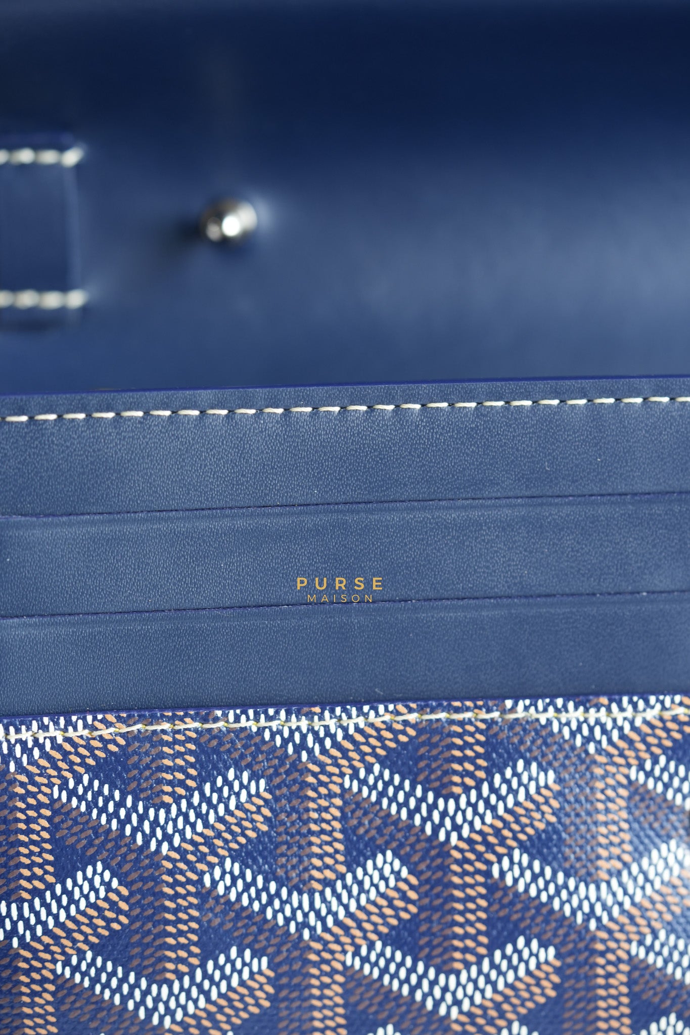 Varenne Wallet on Chain in Navy Blue | Purse Maison Luxury Bags Shop