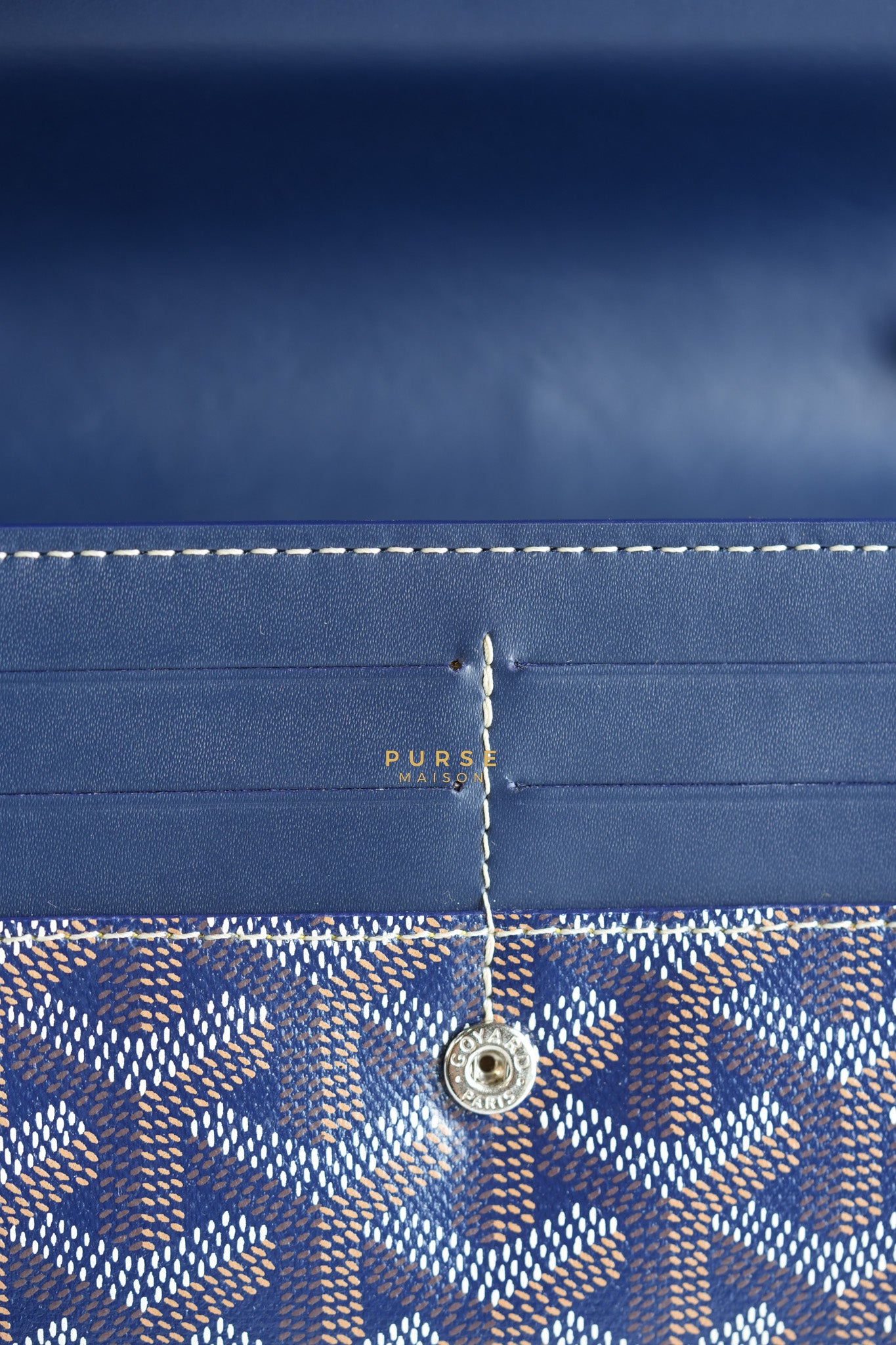 Varenne Wallet on Chain in Navy Blue | Purse Maison Luxury Bags Shop