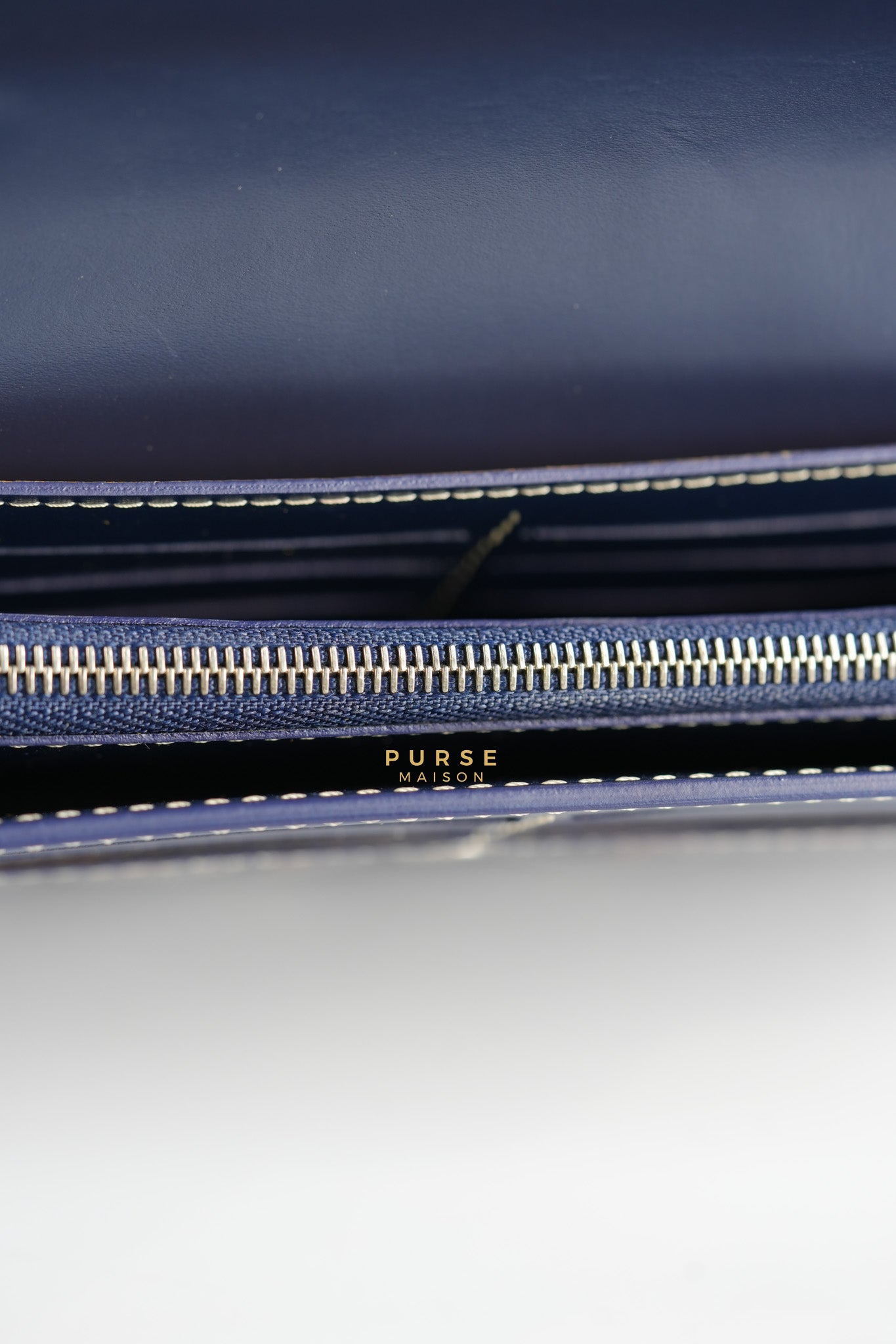 Varenne Wallet on Chain in Navy Blue | Purse Maison Luxury Bags Shop