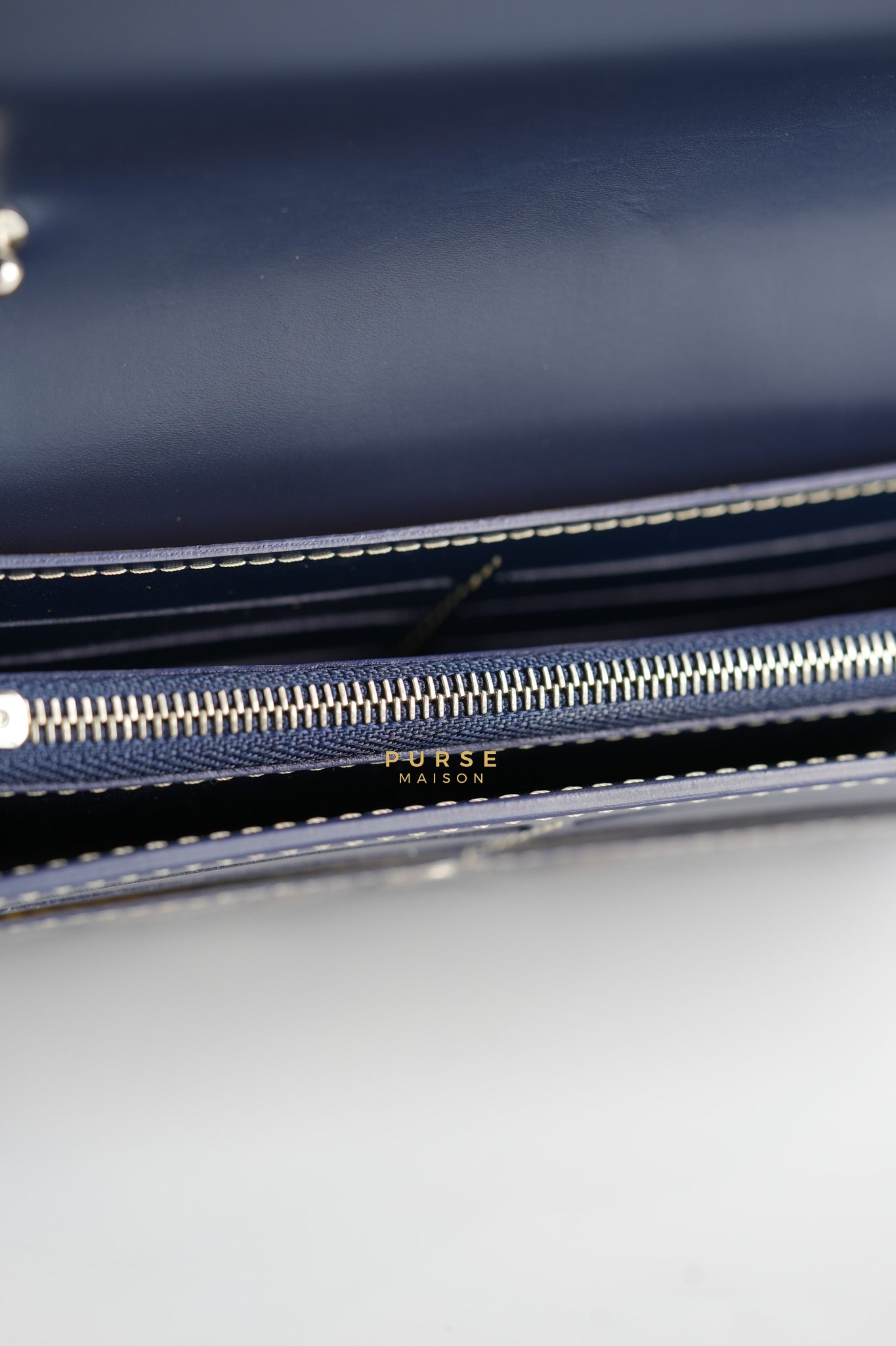 Varenne Wallet on Chain in Navy Blue | Purse Maison Luxury Bags Shop