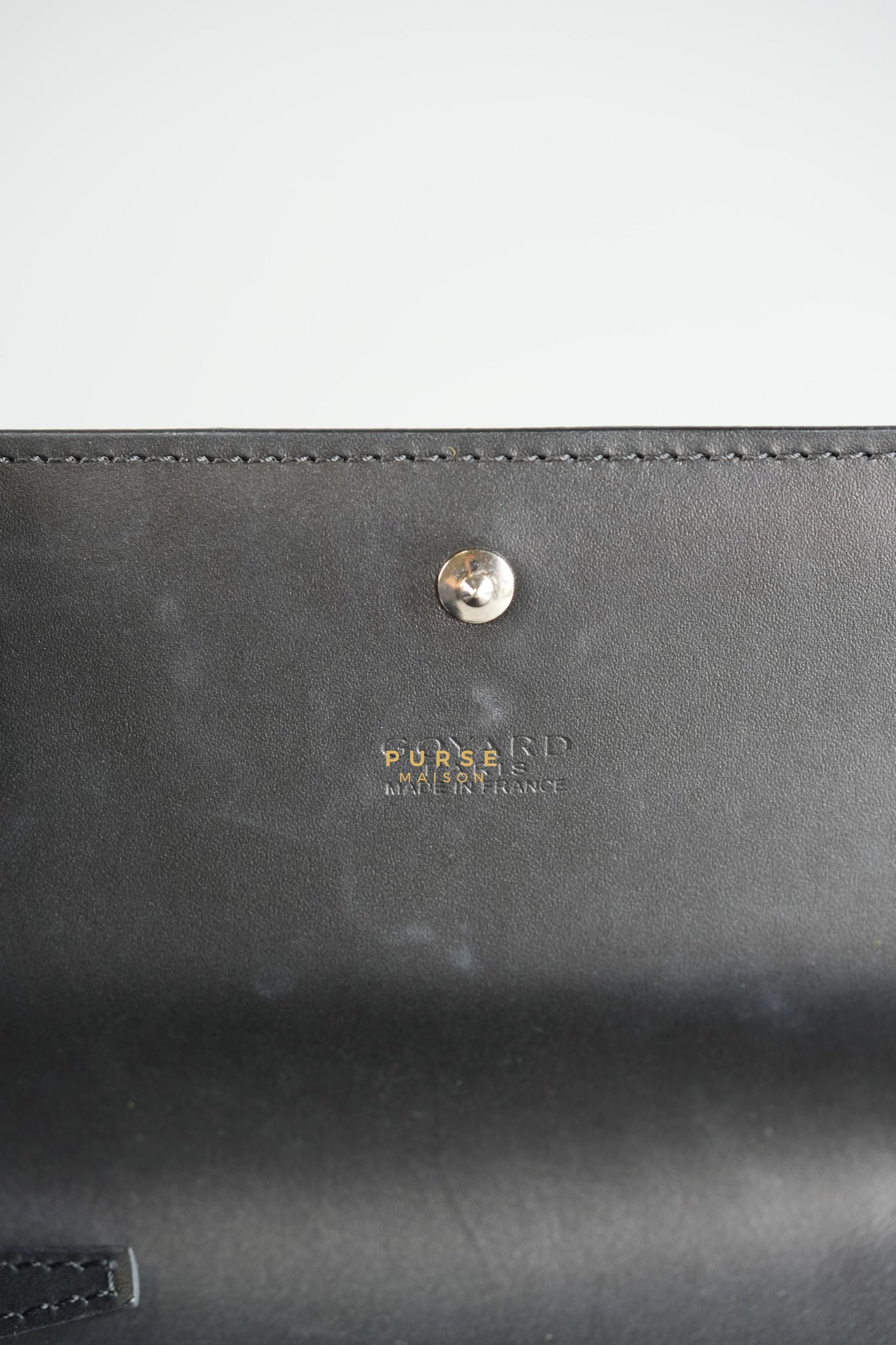 Varenne Wallet on Chain in Noir | Purse Maison Luxury Bags Shop