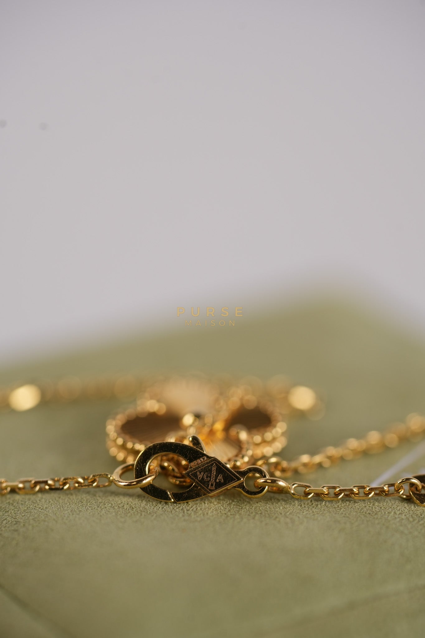 VCA Vintage Alhambra Pendant in Yellow Gold | Purse Maison Luxury Bags Shop