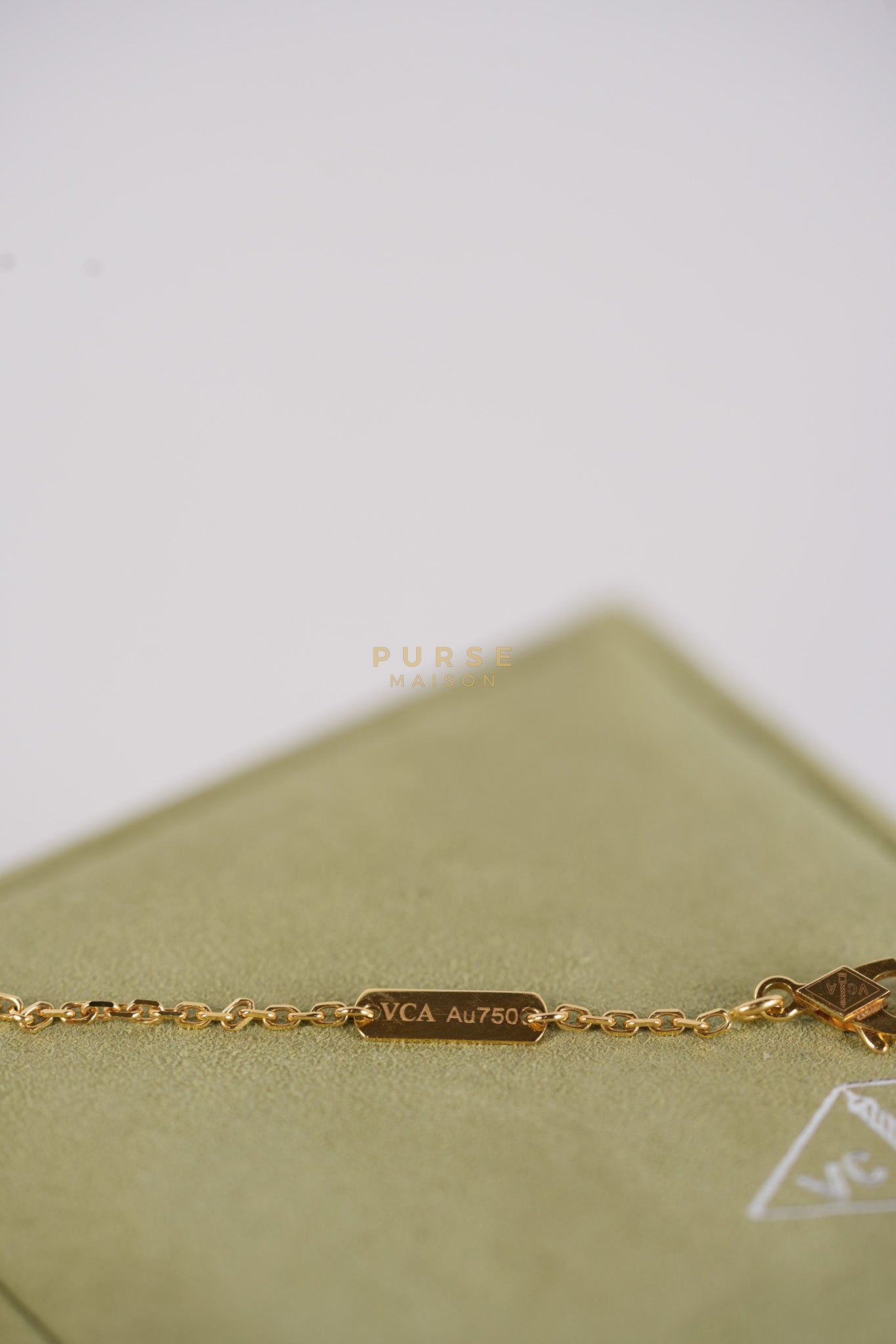 VCA Vintage Alhambra Pendant in Yellow Gold | Purse Maison Luxury Bags Shop