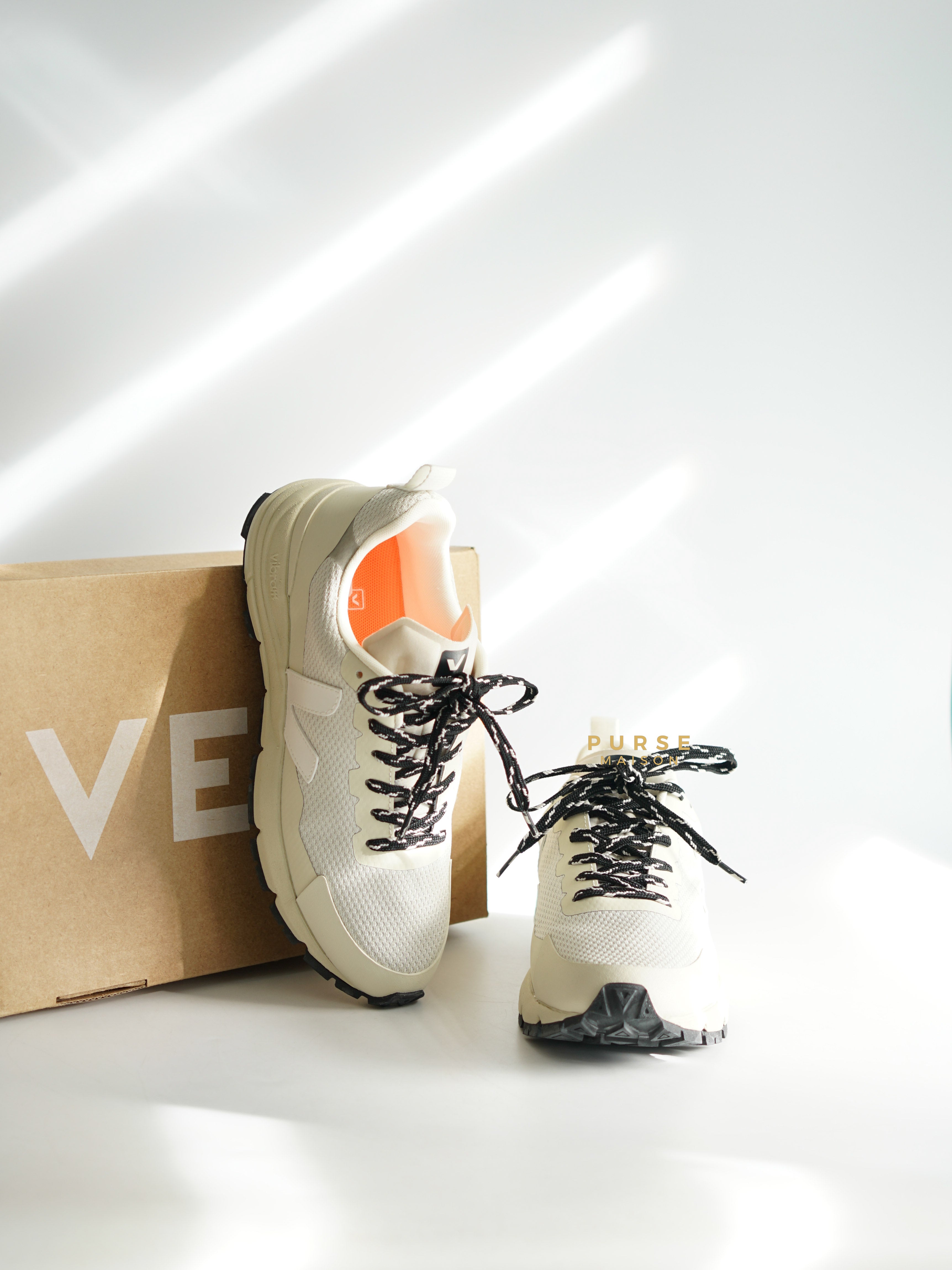 Veja Dekkan Canvas in Natural White Sneakers for Women Size 38 EU (25cm) | Purse Maison Luxury Bags Shop