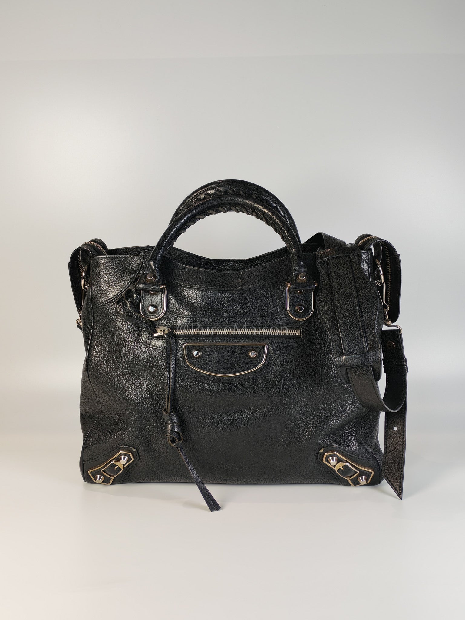 Velo Metallic City in Black Chevre Leather Shoulder Bag | Purse Maison Luxury Bags Shop