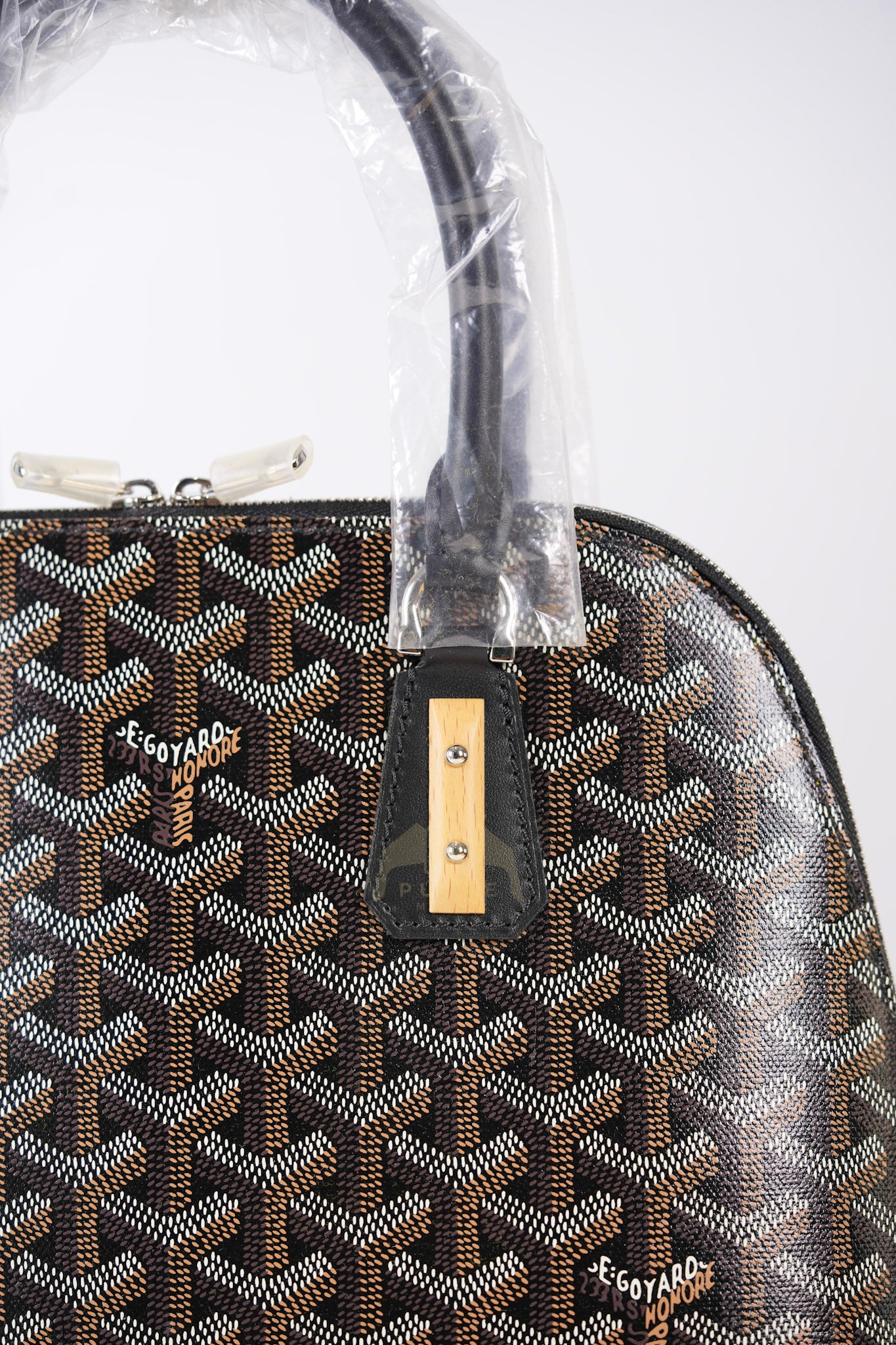 Vendom PM in Black Goyardine Canvas Crossbody Bag | Purse Maison Luxury Bags Shop