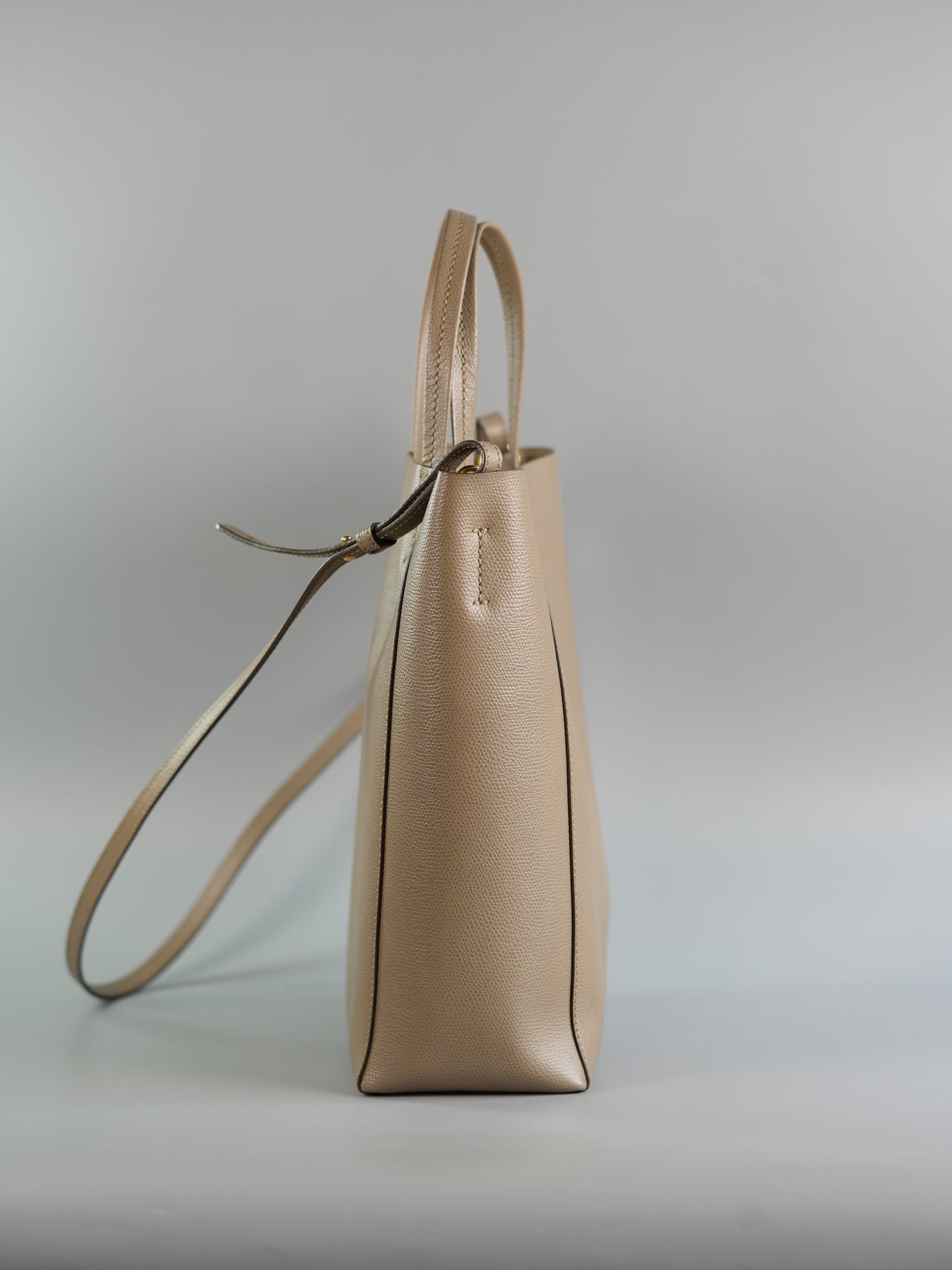 Vertical Cabas Tote Bag in Dark Beige Grained Calfskin | Purse Maison Luxury Bags Shop