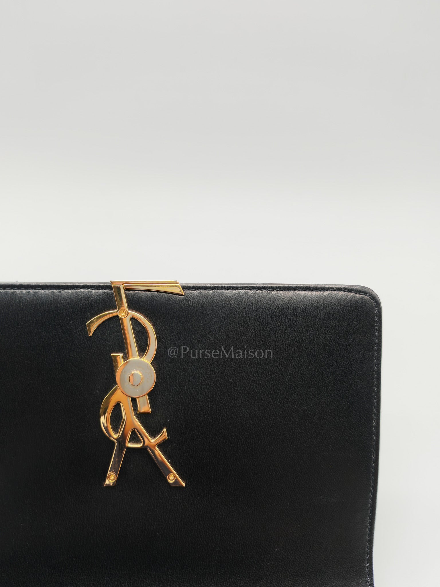 Vicky Medium in Black Smooth Lambskin Leather Gold Hardware | Purse Maison Luxury Bags Shop