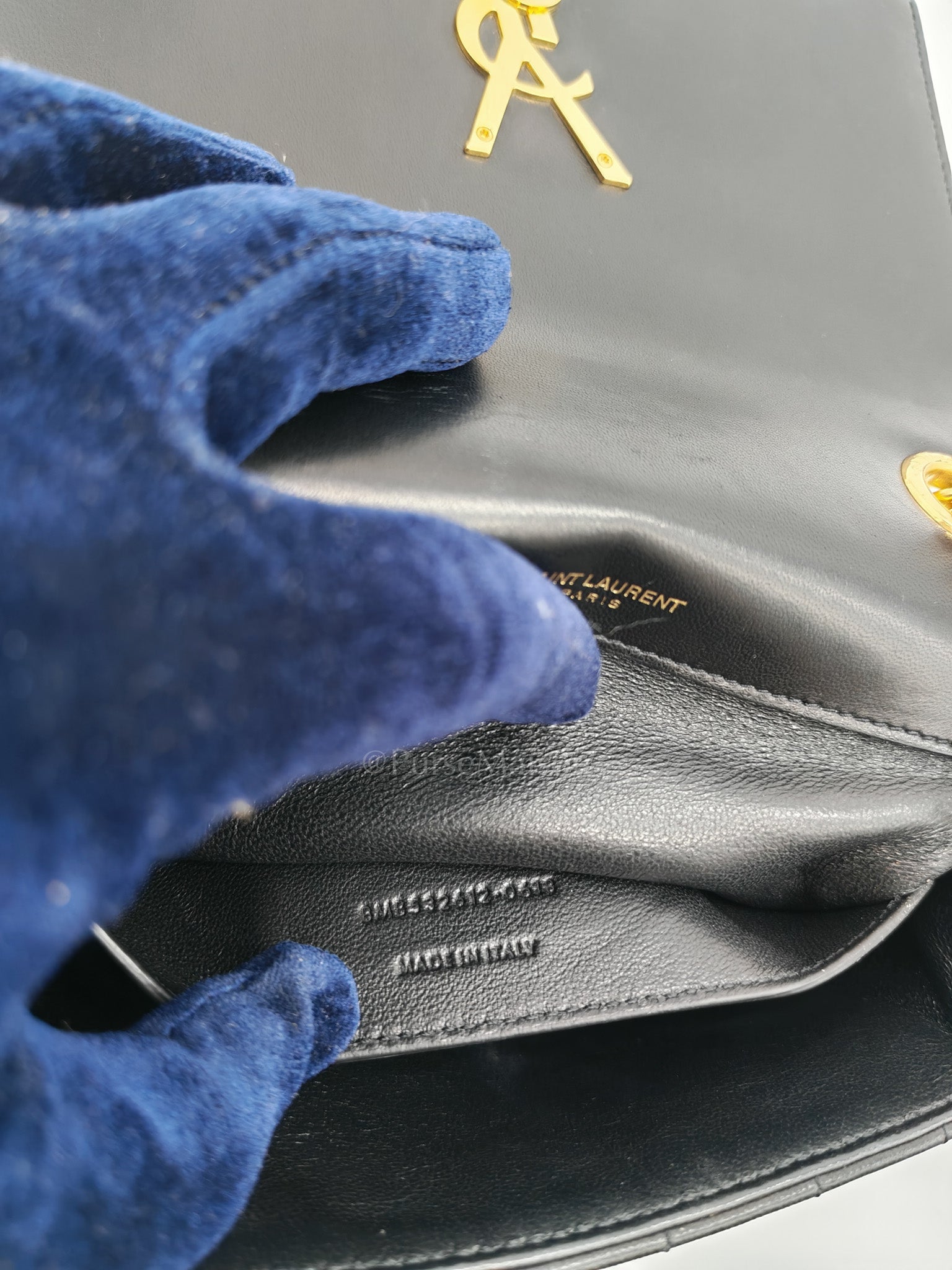 Vicky Medium in Black Smooth Lambskin Leather Gold Hardware | Purse Maison Luxury Bags Shop